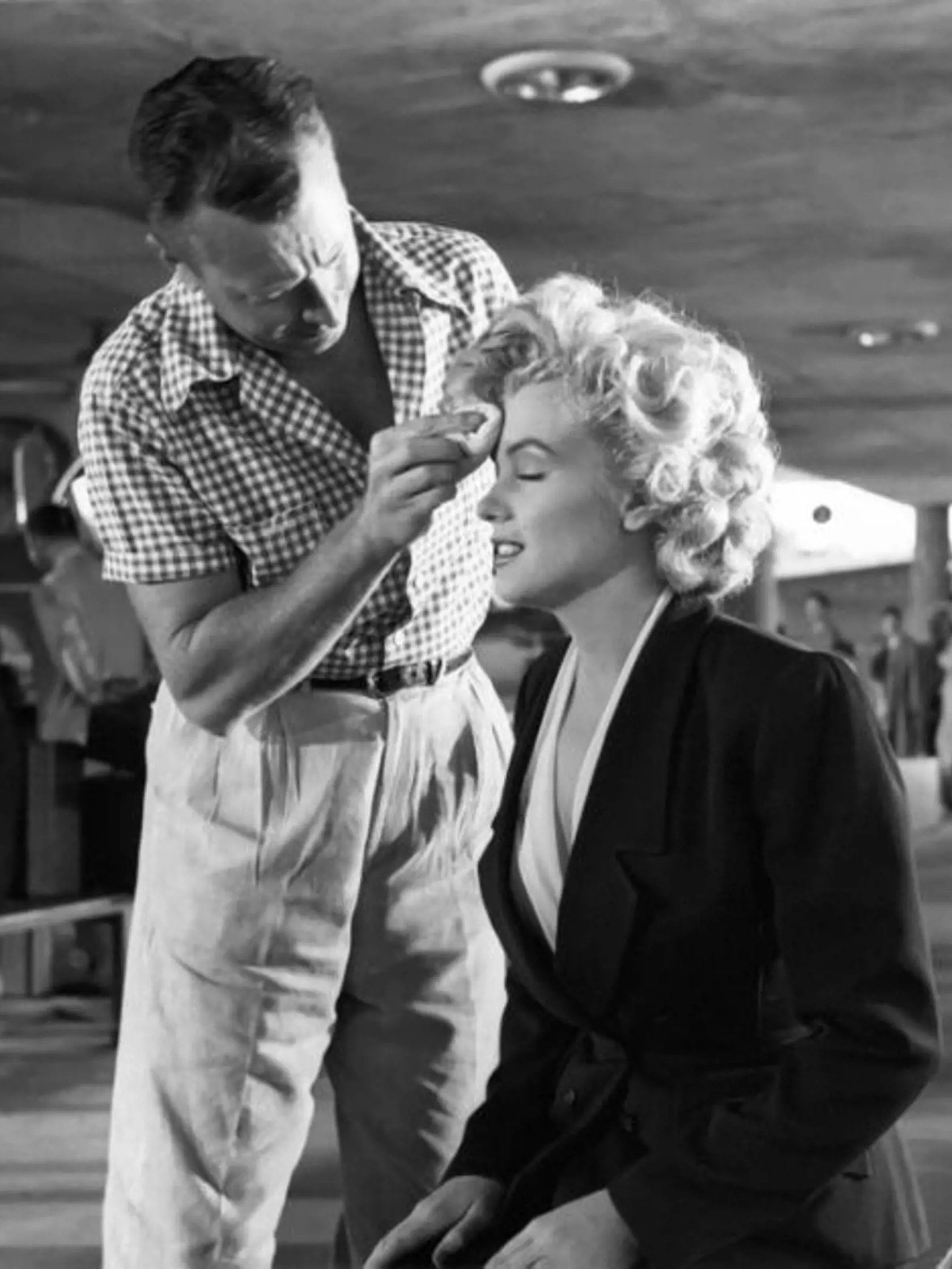 Marilyn Monroe so svojim maskérom.