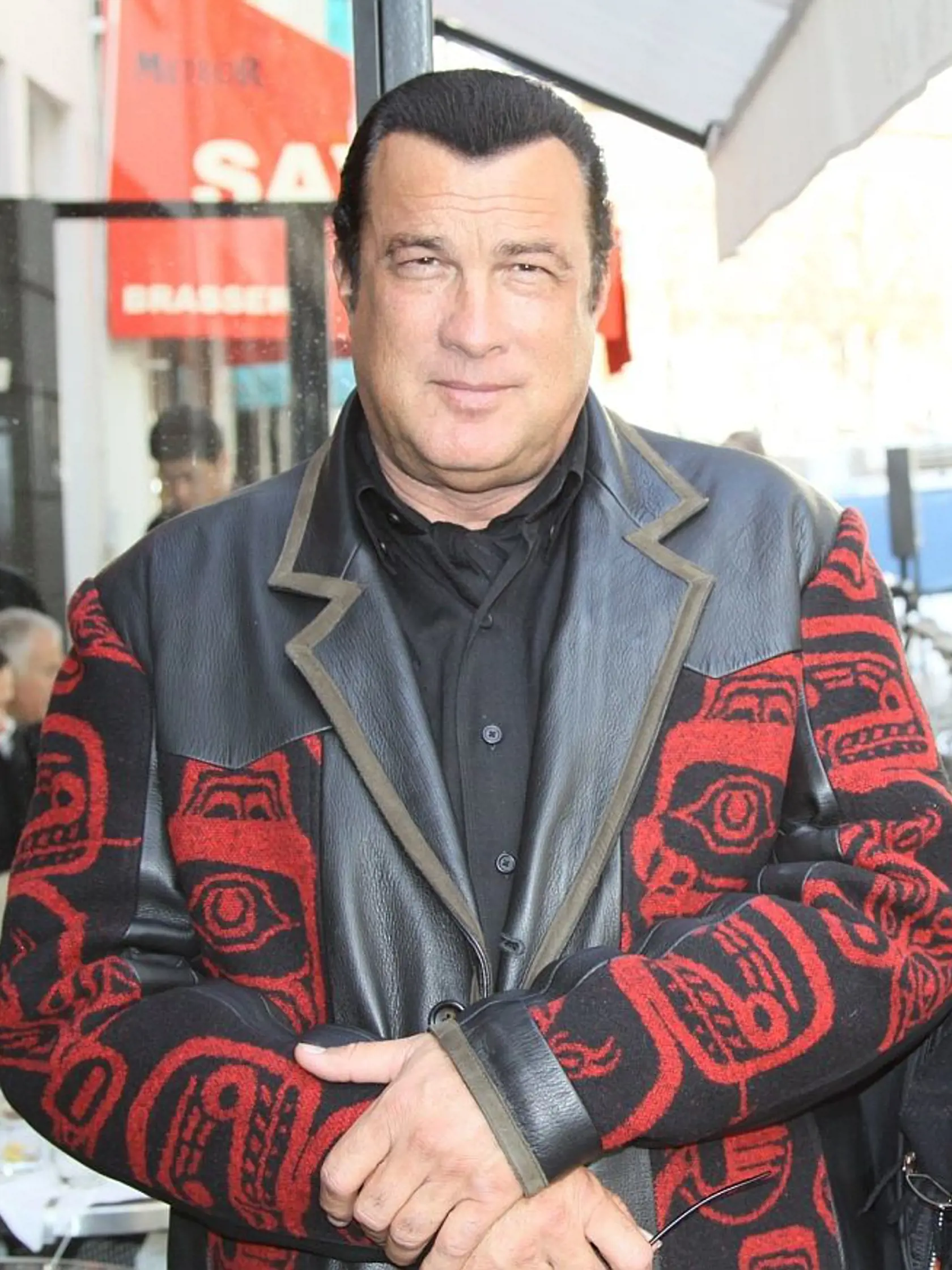 Steven Seagal je pre Ukrajinu hrozbou.