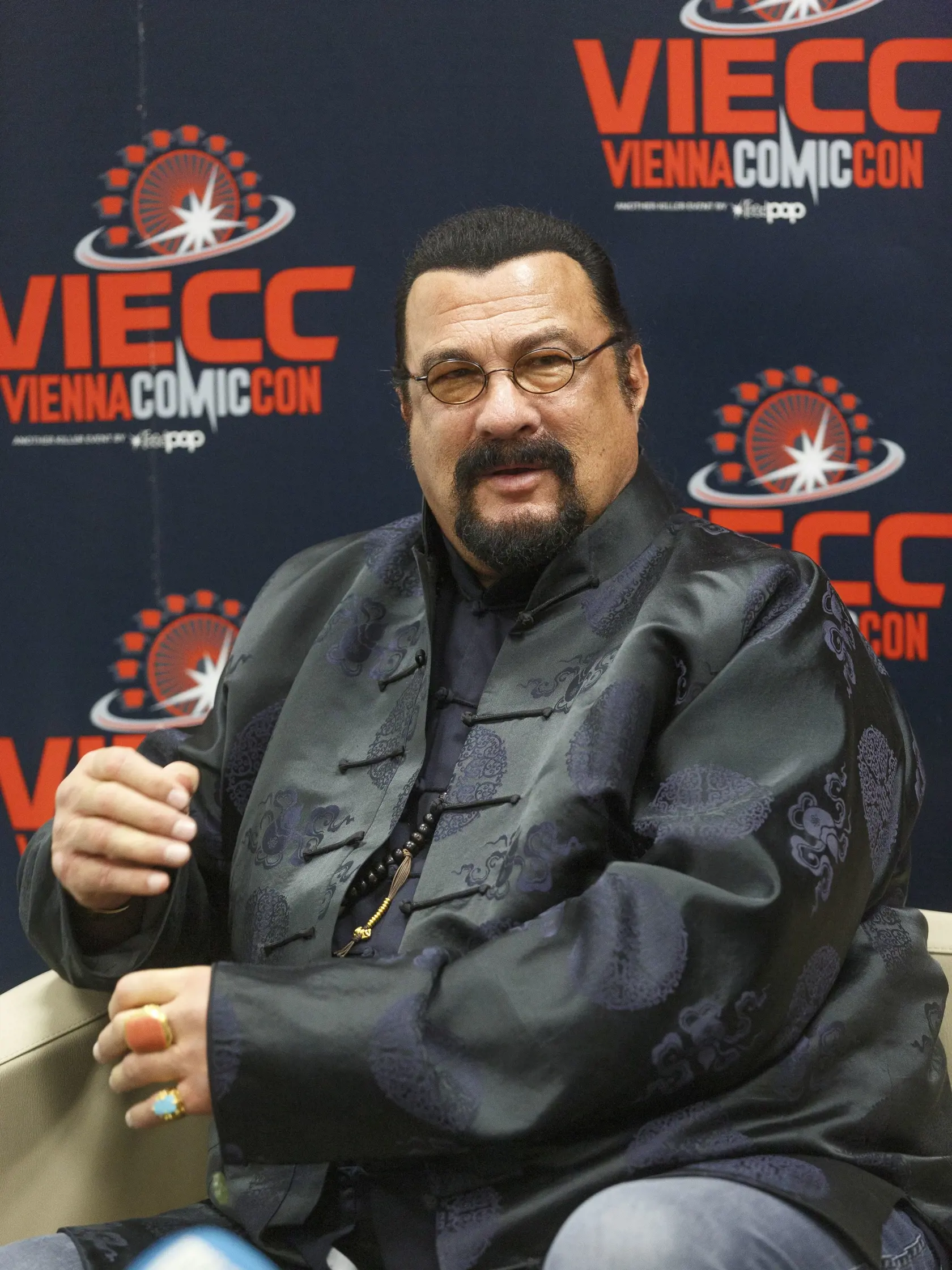 Steven Seagal bol hlavnou hviezdou popkultúrneho festivalu Comic Con vo Viedni.