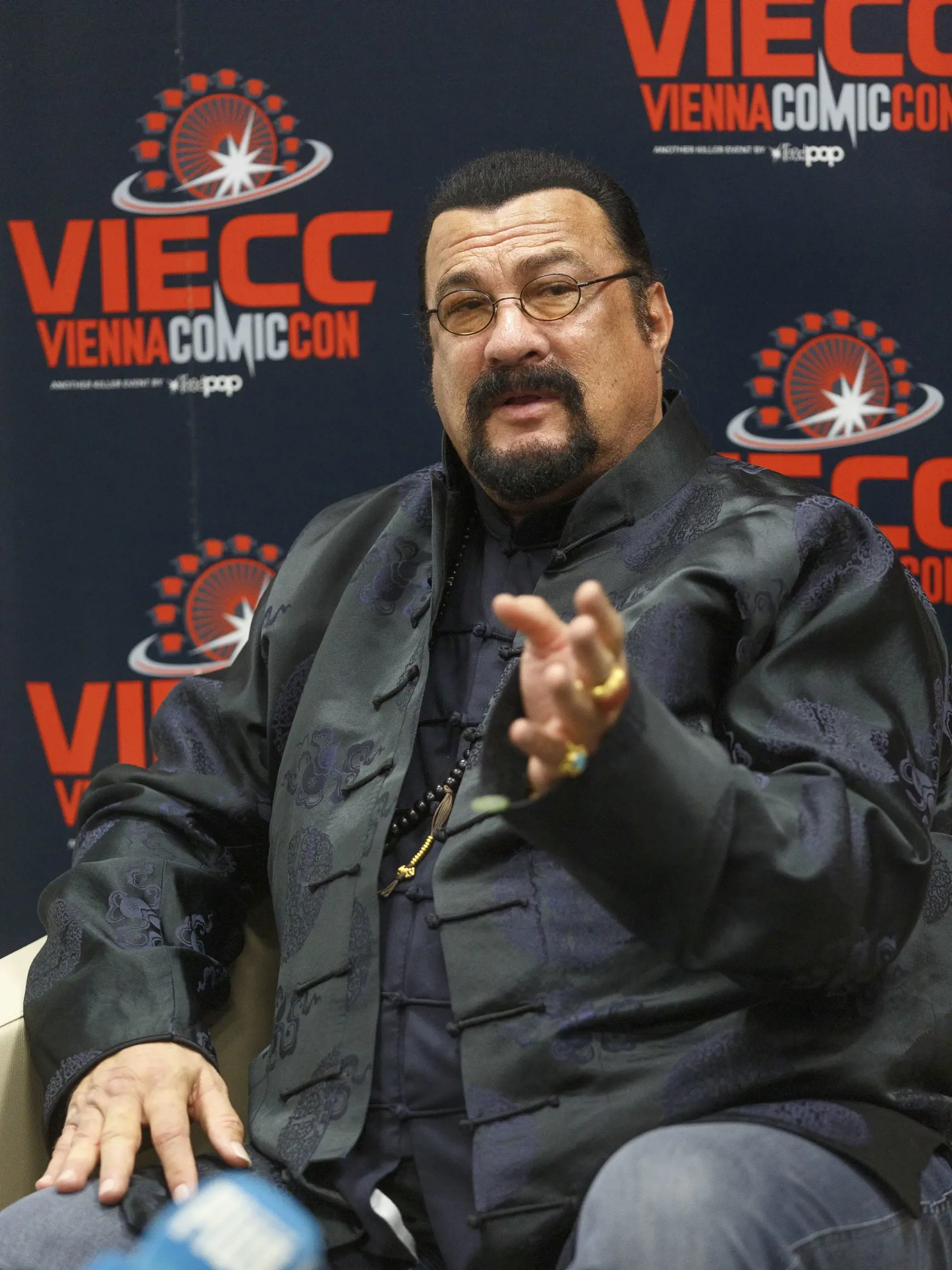 Steven Seagal bol hlavnou hviezdou popkultúrneho festivalu Comic Con vo Viedni.