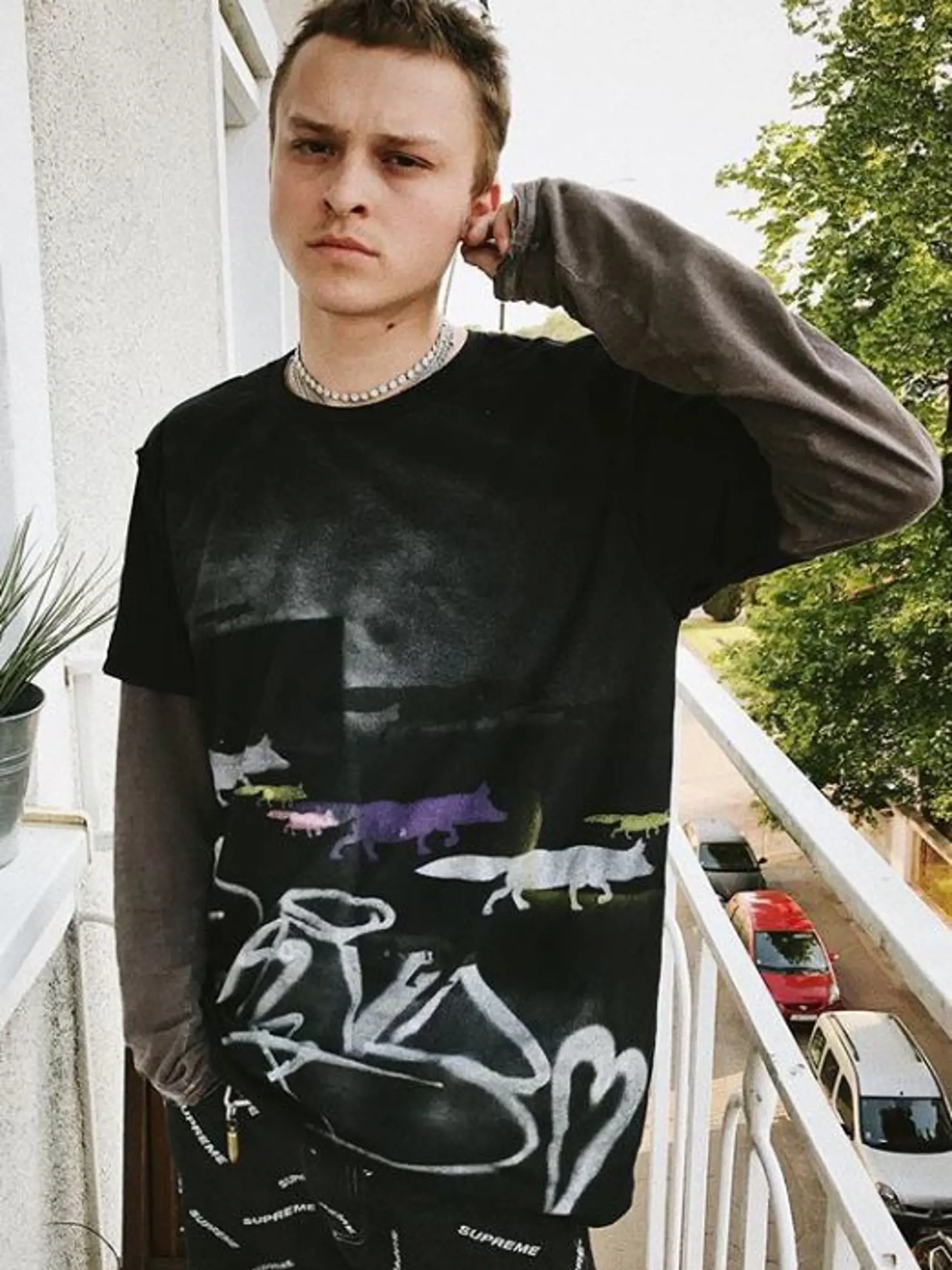 Dalyb je jedným z členov HAHA Crew.