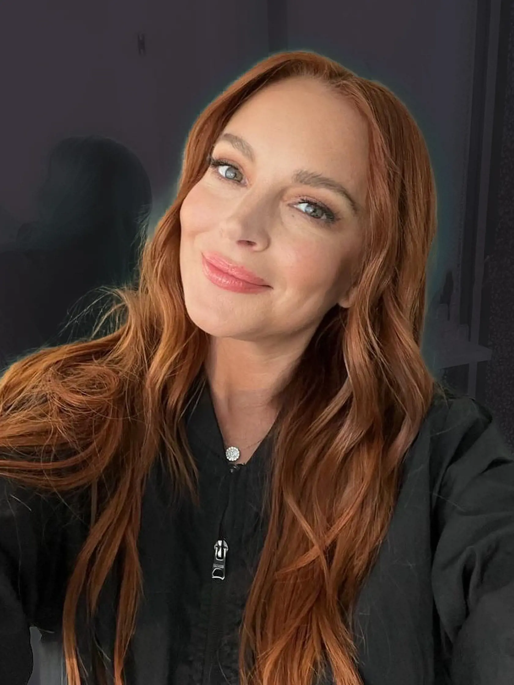 Lindsay Lohan sa pomaly vracia na scénu.