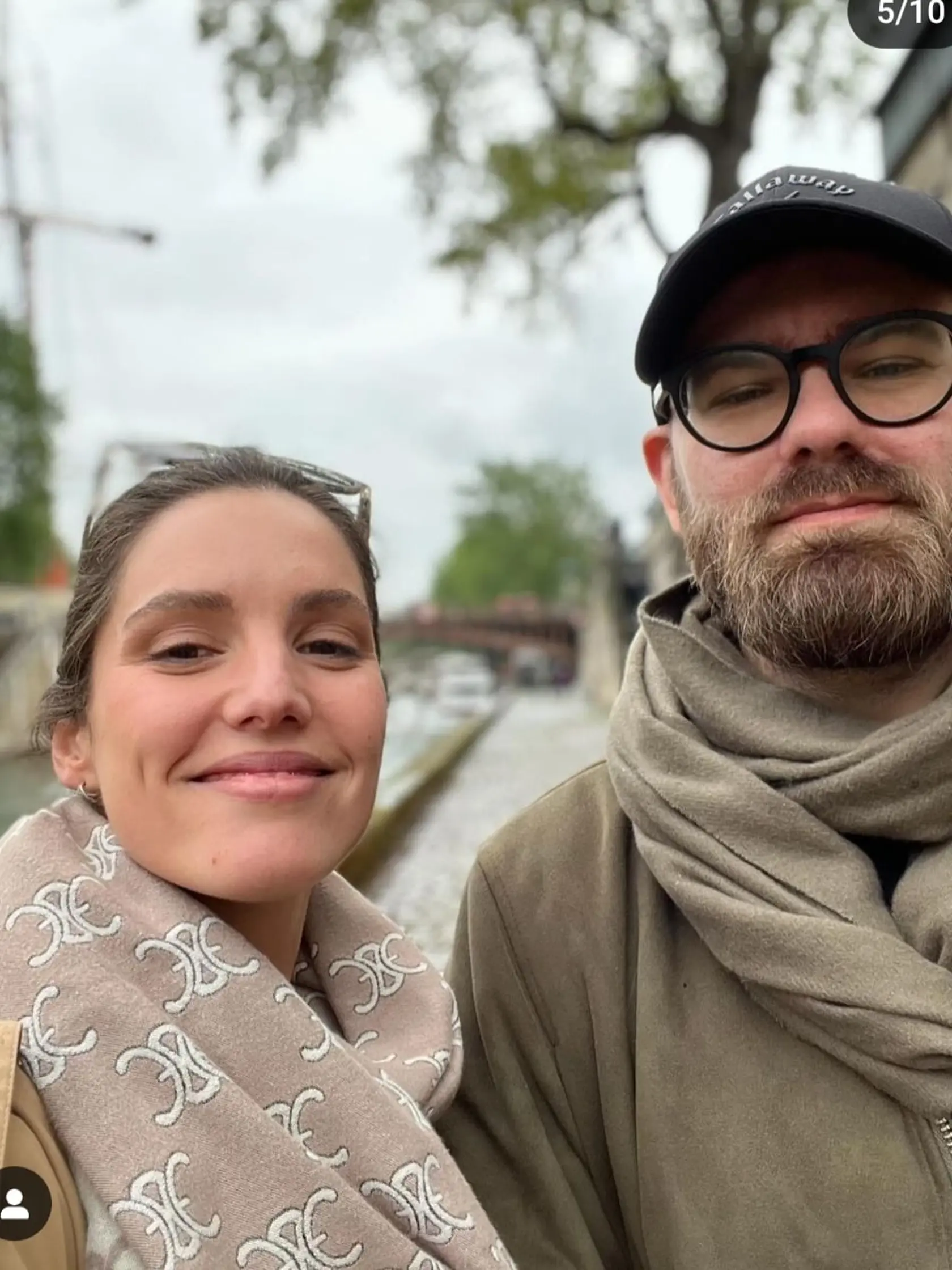 Sarah Arató a jej belgický priateľ.