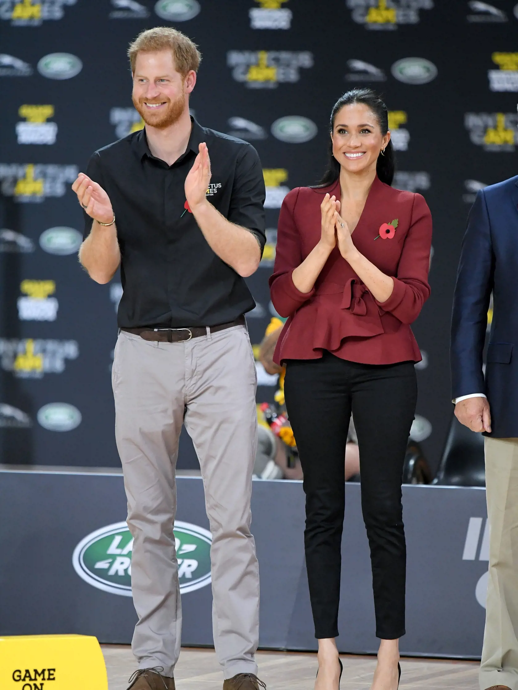 SYDNEY, AUSTRALIA - OCTOBER 27:  Prince Harry, Duke of Sussex and Meghan, Duchess of Sussex attend the wheelchair basketball final during the Invictus Games at the Quay Centre on October 27, 2018 in Sydney, Australia. The Duke and Duchess of Sussex are on their official 16-day Autumn tour visiting cities in Australia, Fiji, Tonga and New Zealand.  (Photo by Karwai Tang/WireImage)