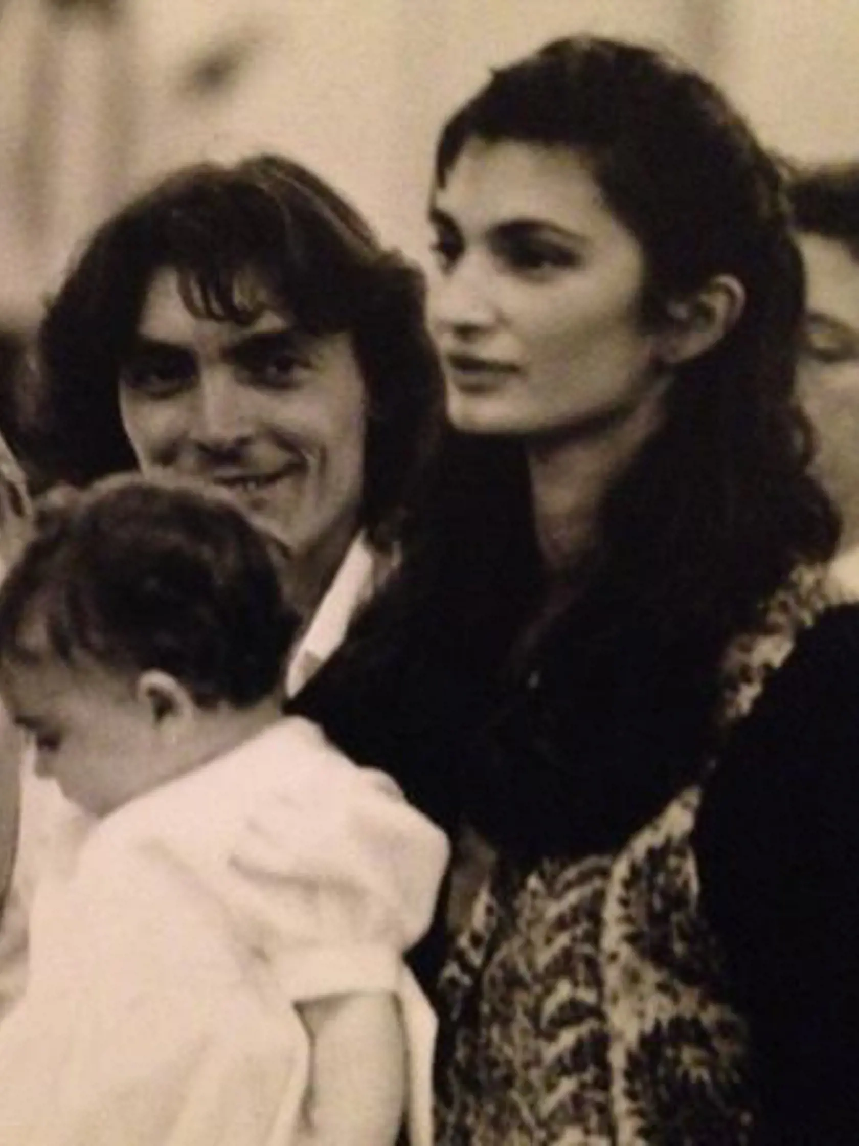 Mariana Arias (vpravo) s rodinou v roku 1993. 