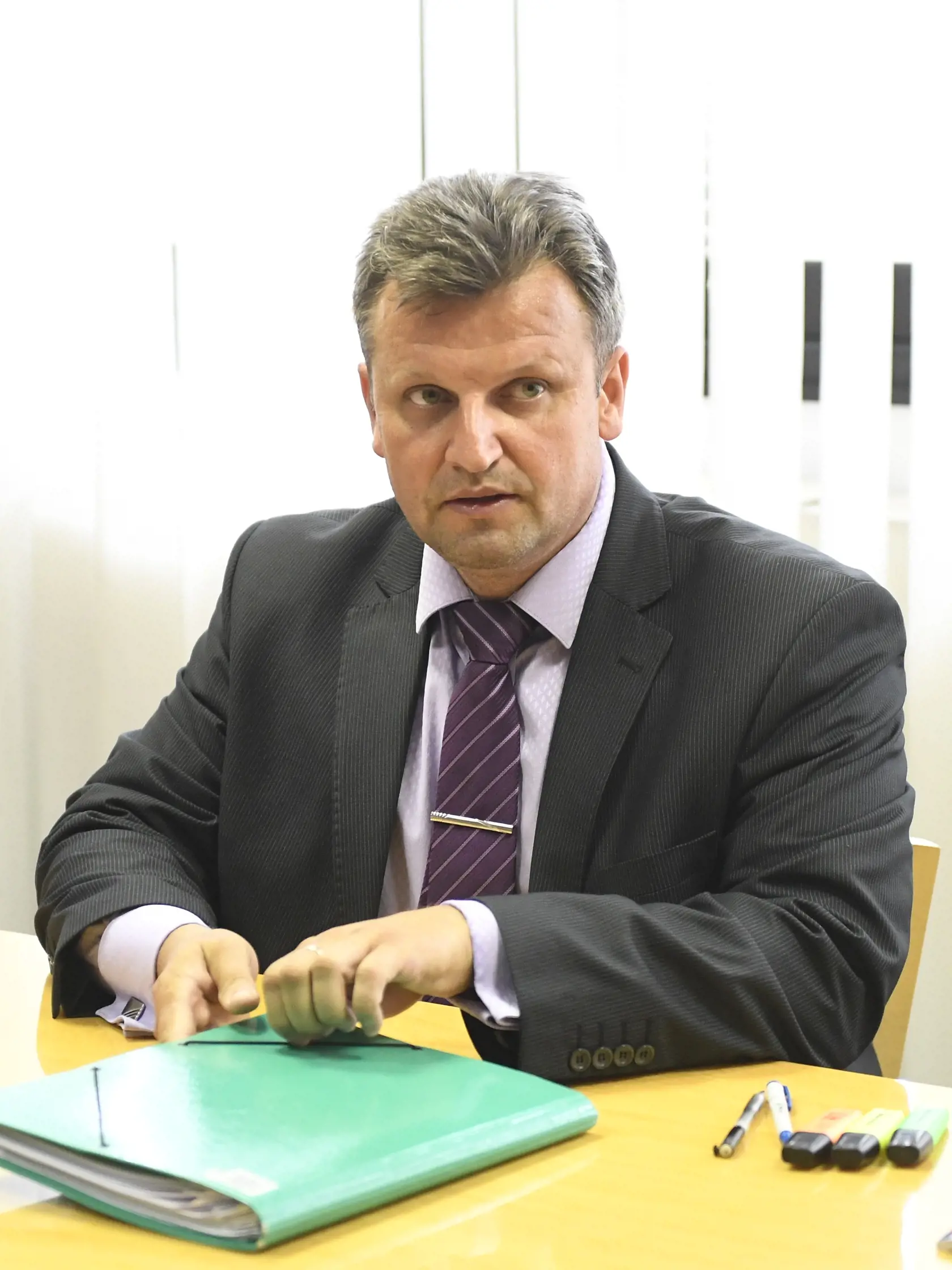 Prokurátor Úradu špeciálnej prokuratúry Vasiľ Špirko sa nemal s bývalým špeciálnym prokurátorom Dušanom Kováčikom práve najradšej.