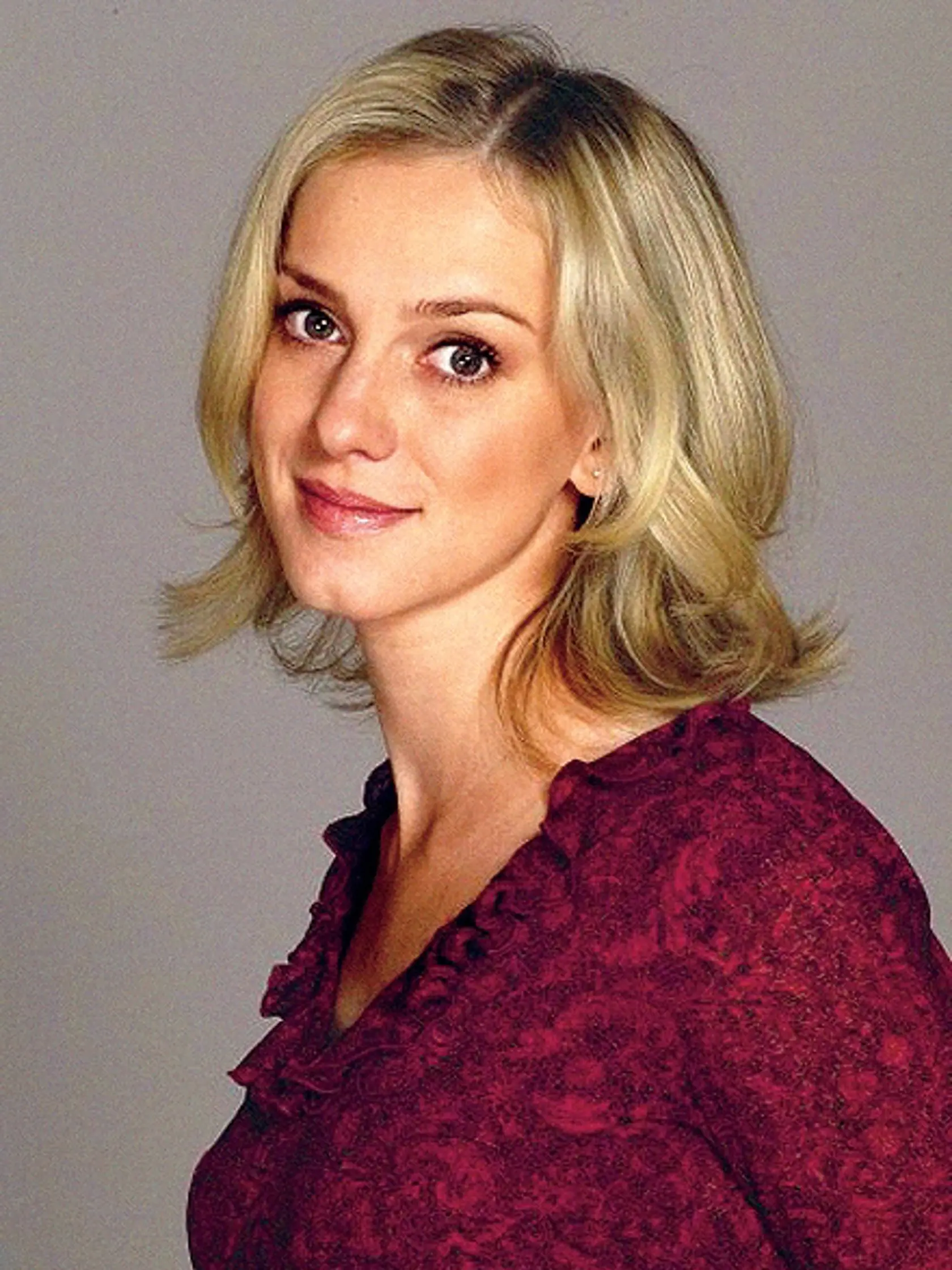 Monika Hilmerová, horoskop,  nar. 7.10. 1974, herečka
foto : SND
uverejnené Šarm 48/2006
pôvodný súbor:horoskop hilmerova.eps