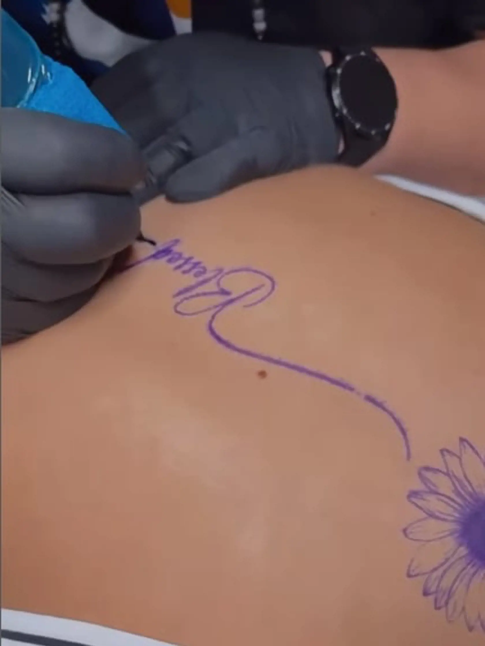 Vanessa zvolila motív slnečnice a splnila si tak ďalší veľký sen