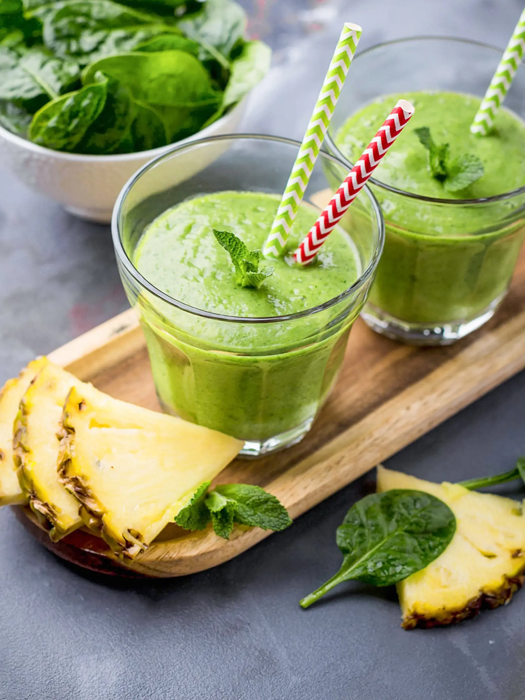 Špenátové smoothie s ananásom
