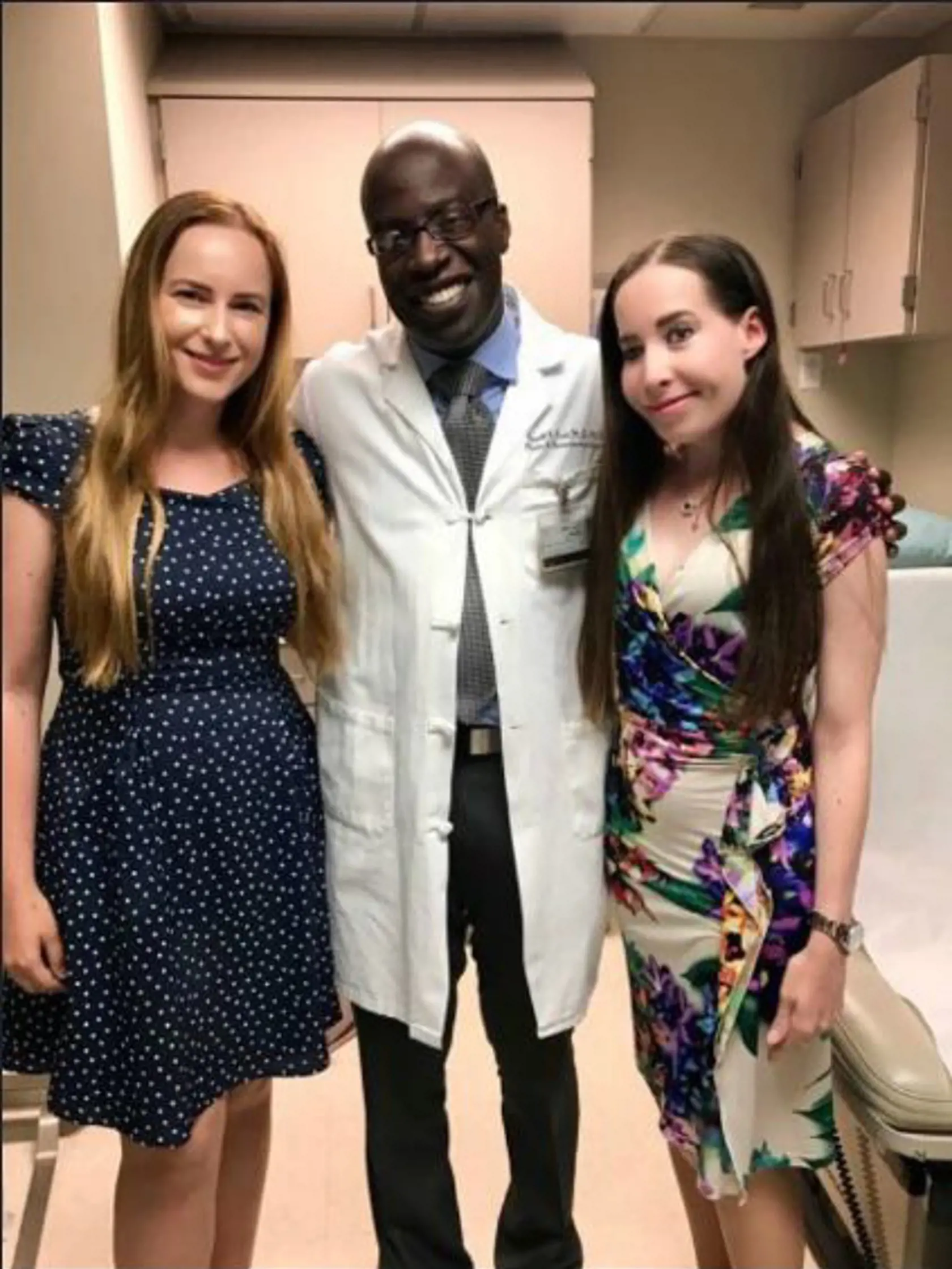 Monika, doktor Russell a Ivanka.