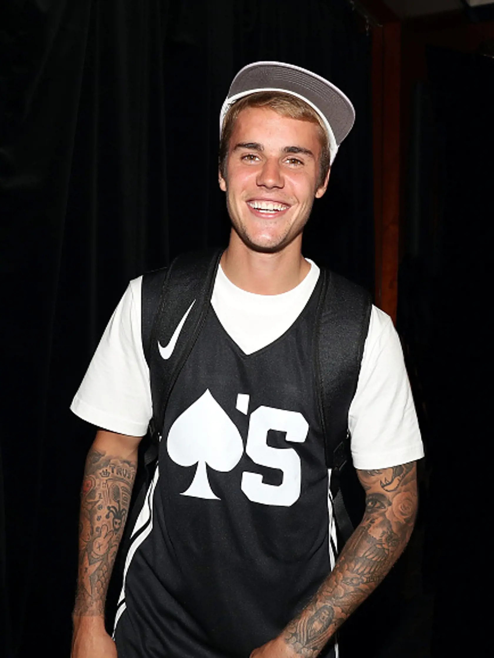NEW YORK, NY - AUGUST 13:  Justin Bieber attends 2017 Aces Charity Celebrity Basketball Game at Madison Square Garden on August 13, 2017 in New York City.  (Photo by Shareif Ziyadat/Getty Images)
