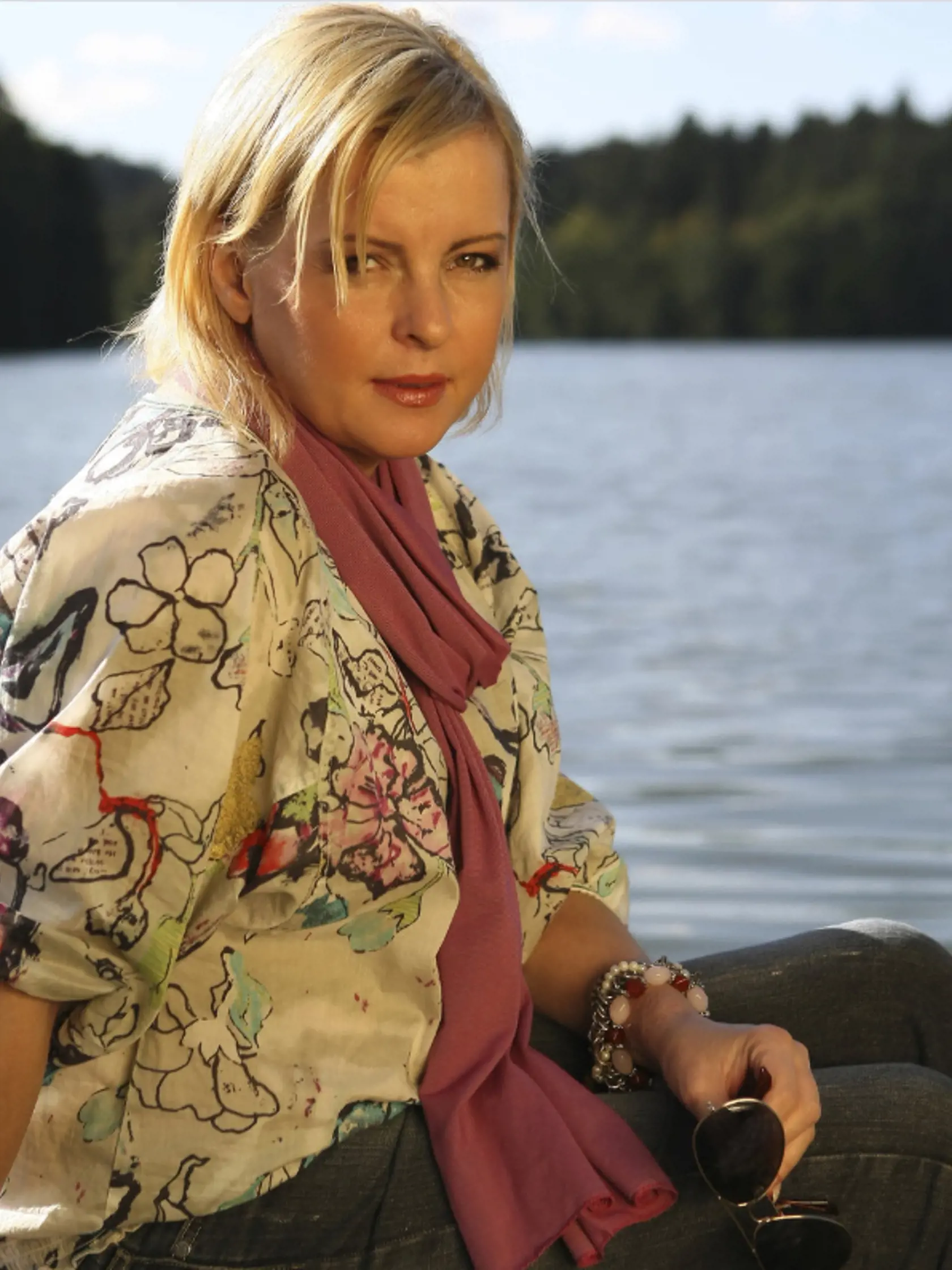 Iveta bola nielen šarmantnou ale aj kvalitnou speváčkou.