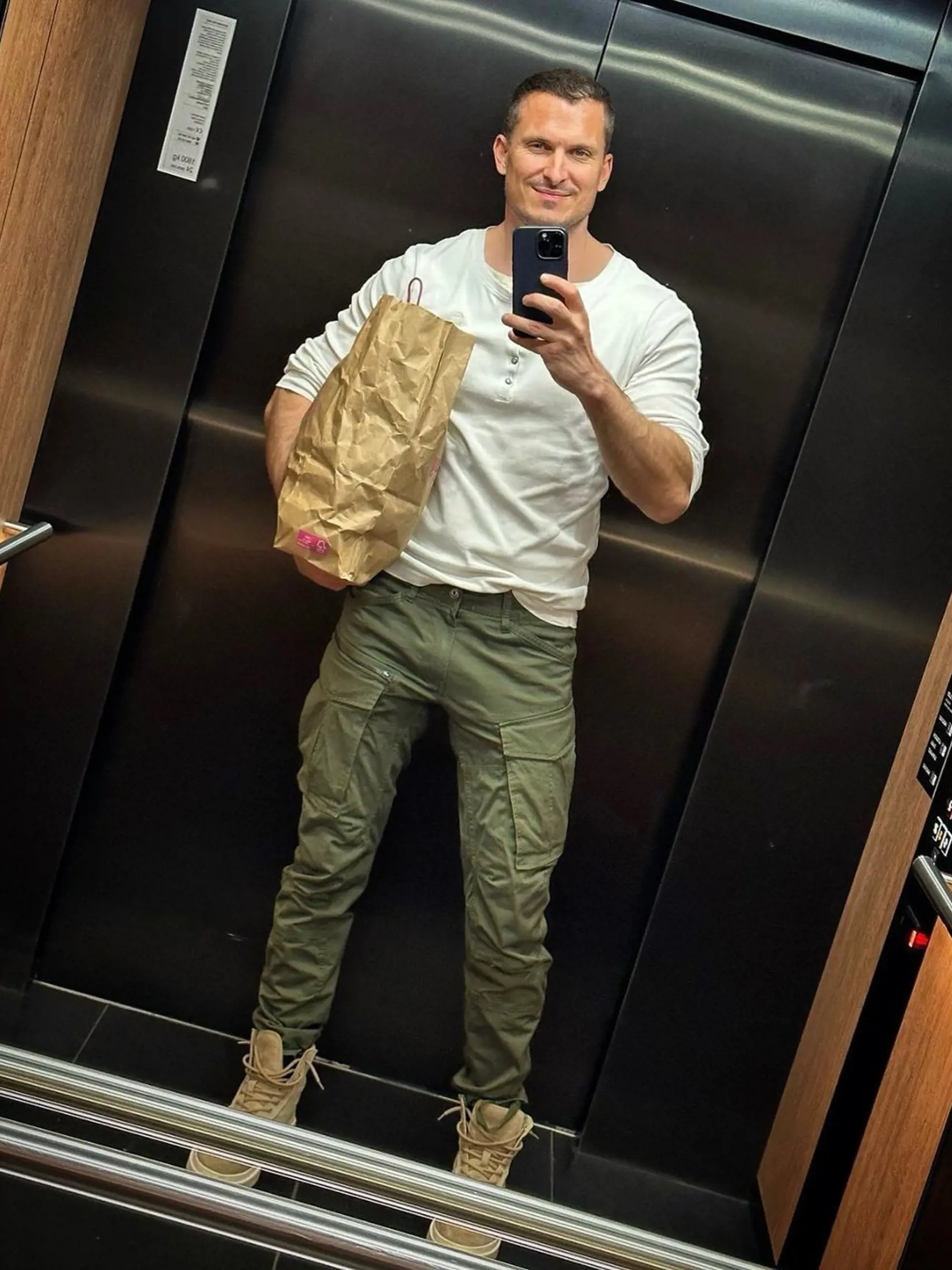 Z nákupu