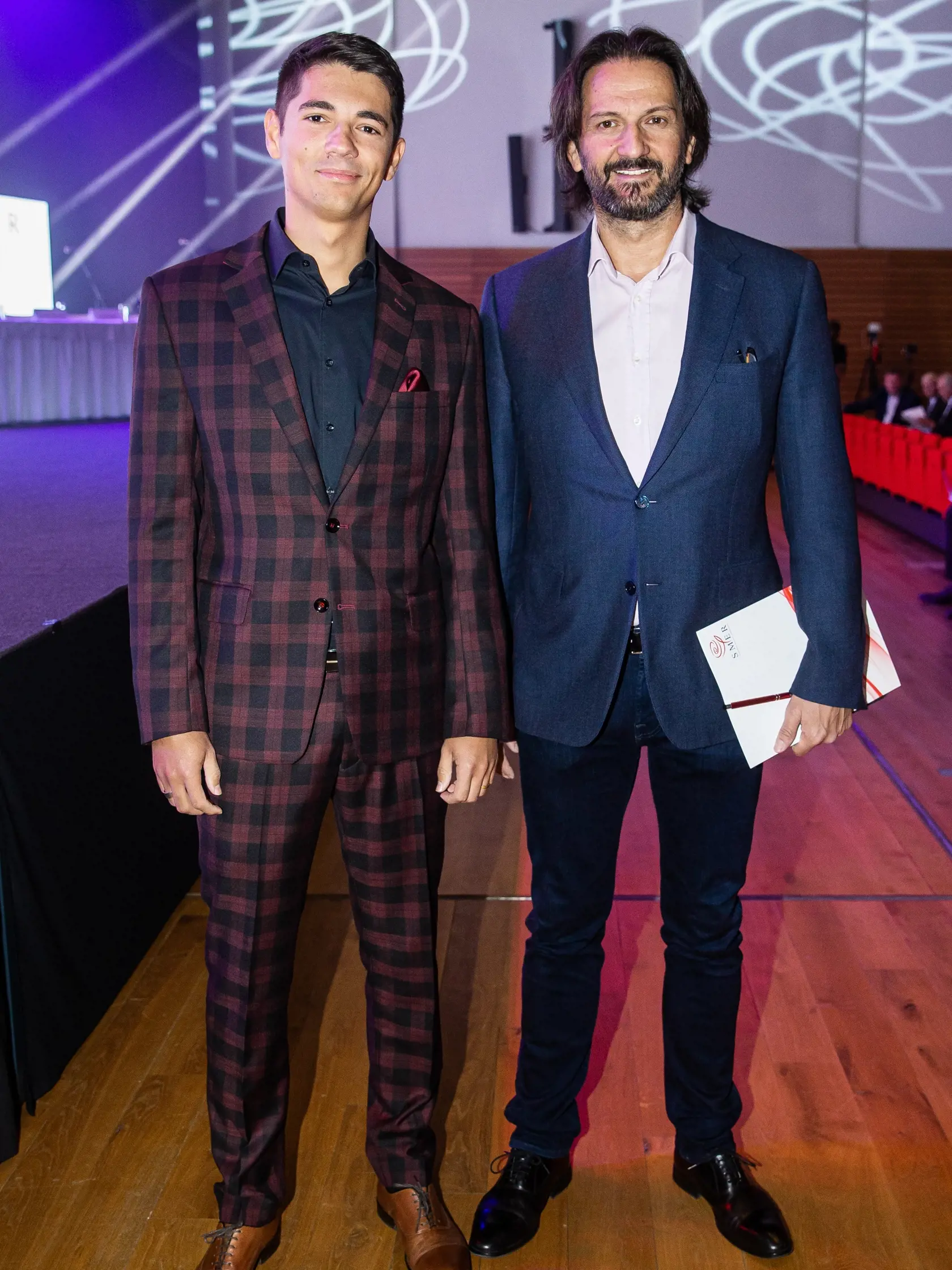 Snem politickej strany SMER-SD v Bratislave. Na snímke Erik Kaliňák a Robert Kaliňák.