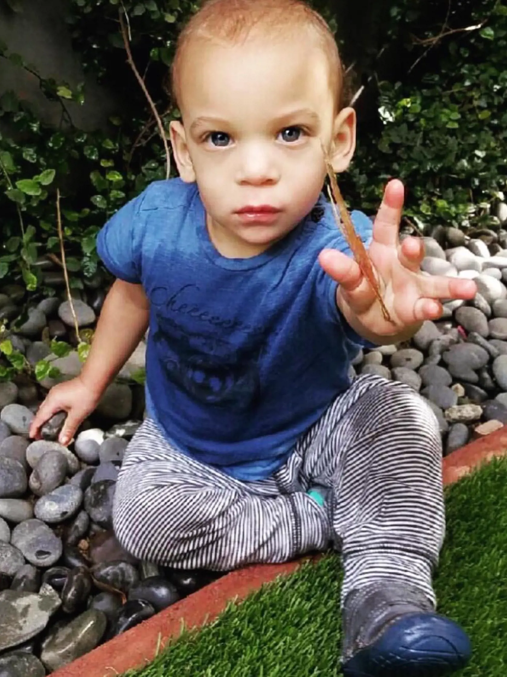 Syn Tyry Banks má nezvyčajné oči.
