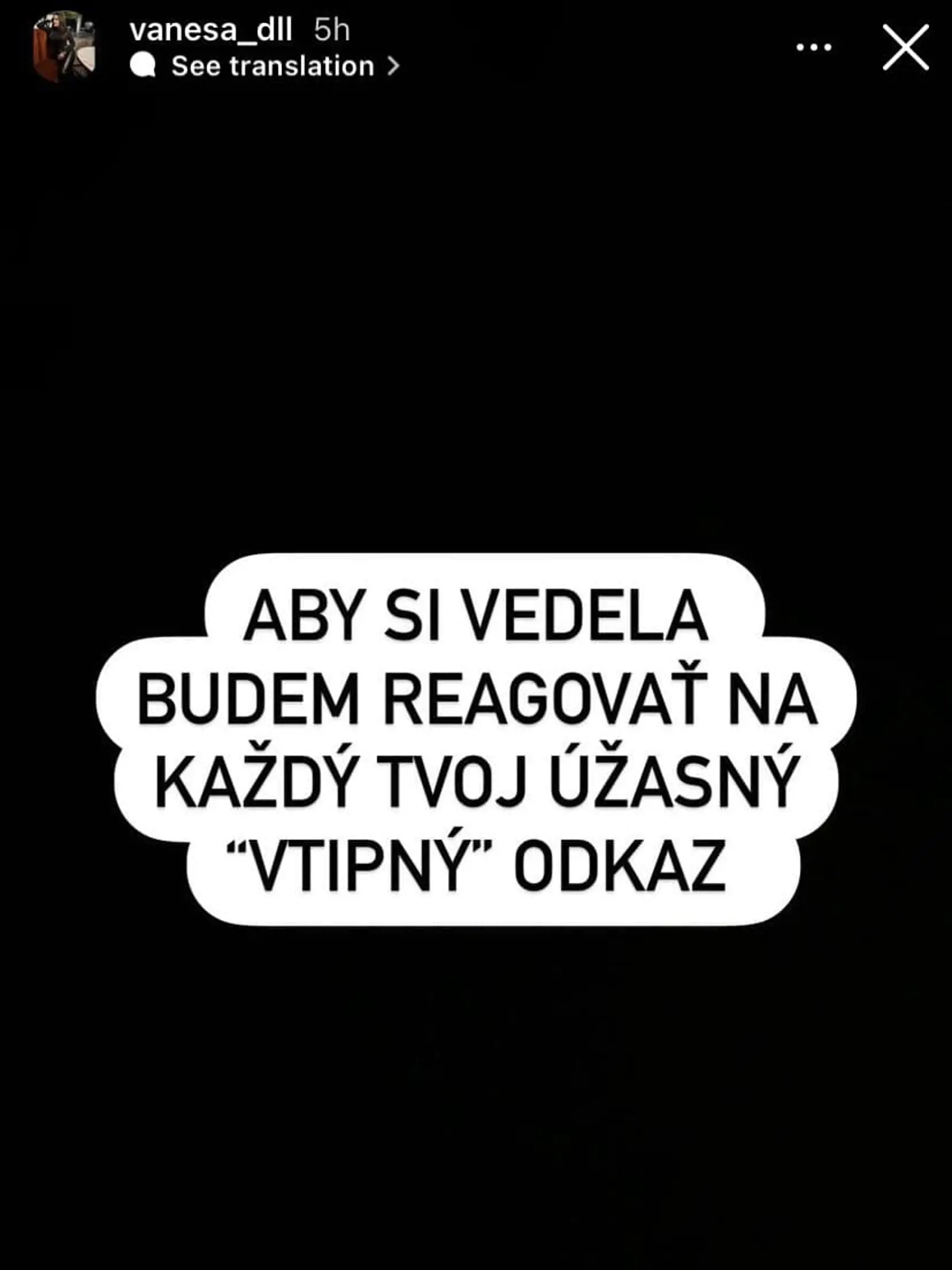Vojna medzi Vanessou a Laurou.