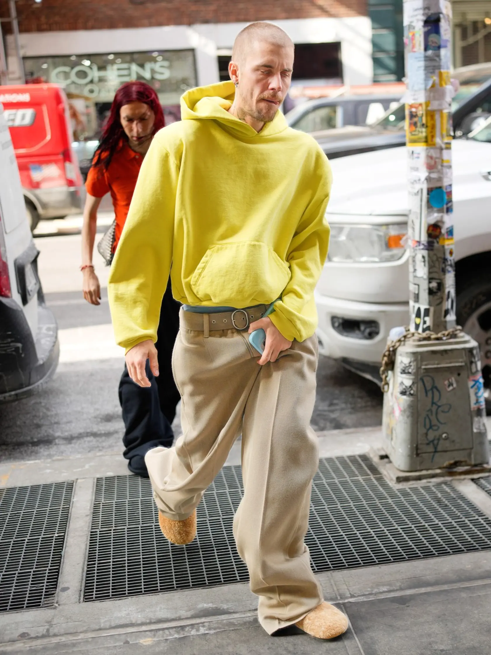 Najnovšie foto Justina. Spevák bol v New Yorku zachytený s napätím a prázdnymi očami kvôli špekuláciám o manželských problémoch s Hailey.