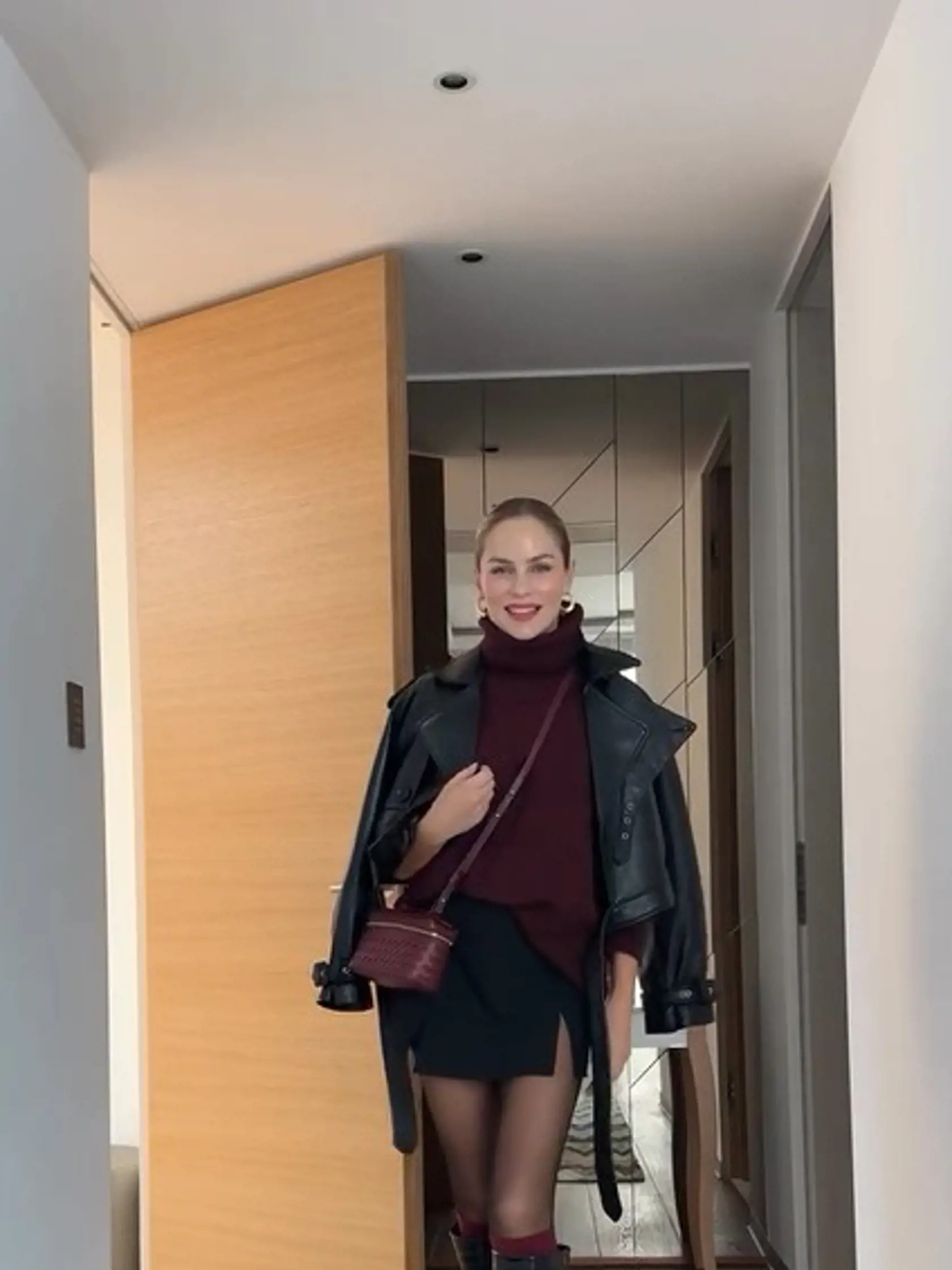 Ivana Gáborík má doma netradičné dvere - vysoké až po strop.