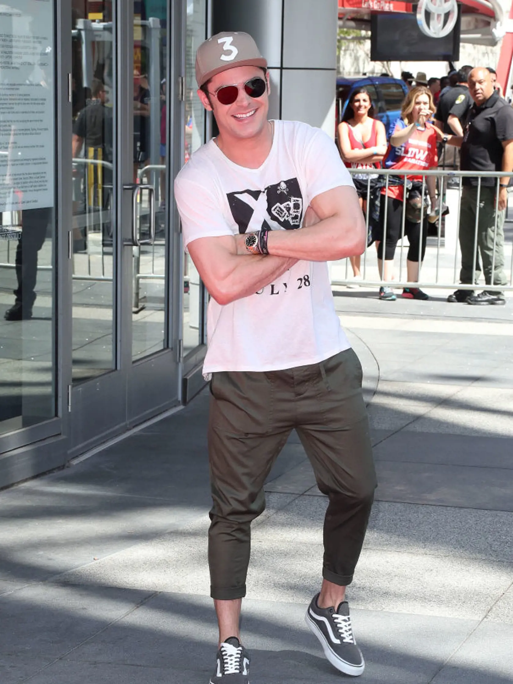 LOS ANGELES, CA - APRIL 22: Actor Zac Efron attends The "Baywatch" SlowMo Marathon at the Microsoft Square on April 22, 2017 in Los Angeles, California.  (Photo by Frederick M. Brown/Getty Images)