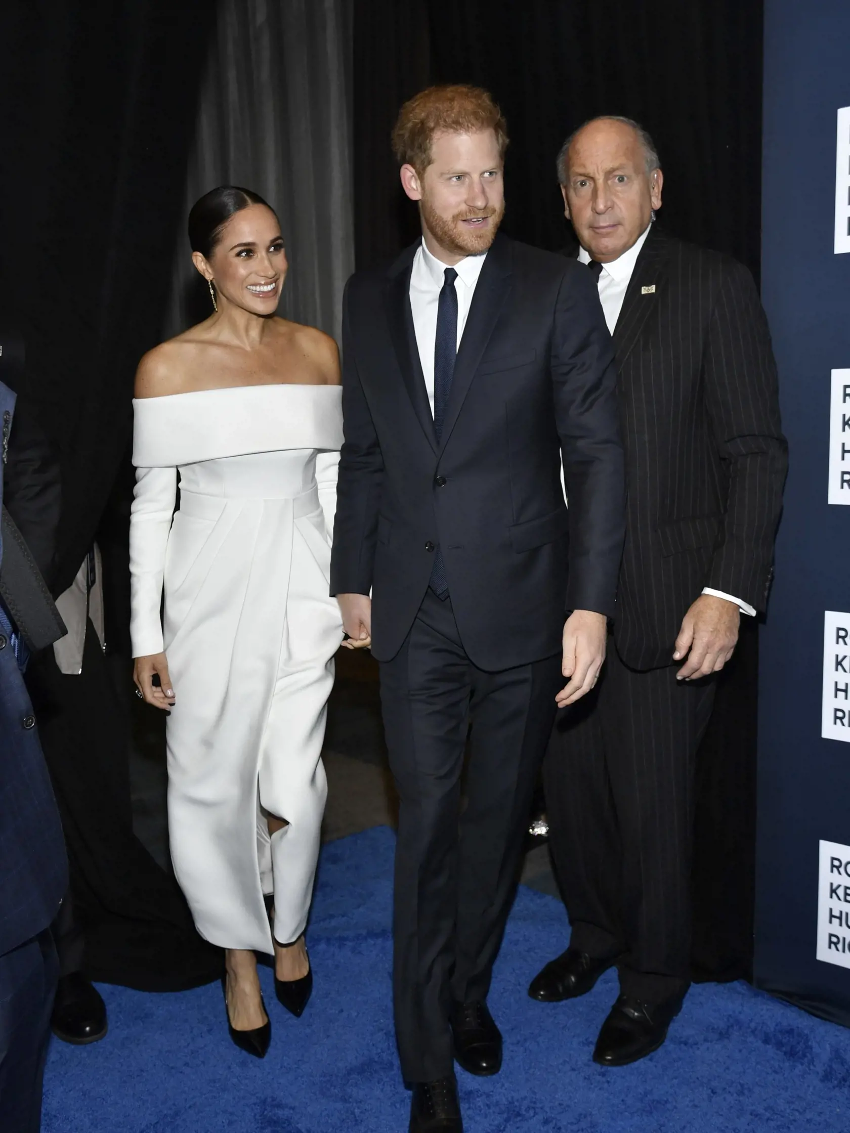 Meghan a Harry po príchode na udeľovanie cien v New Yorku