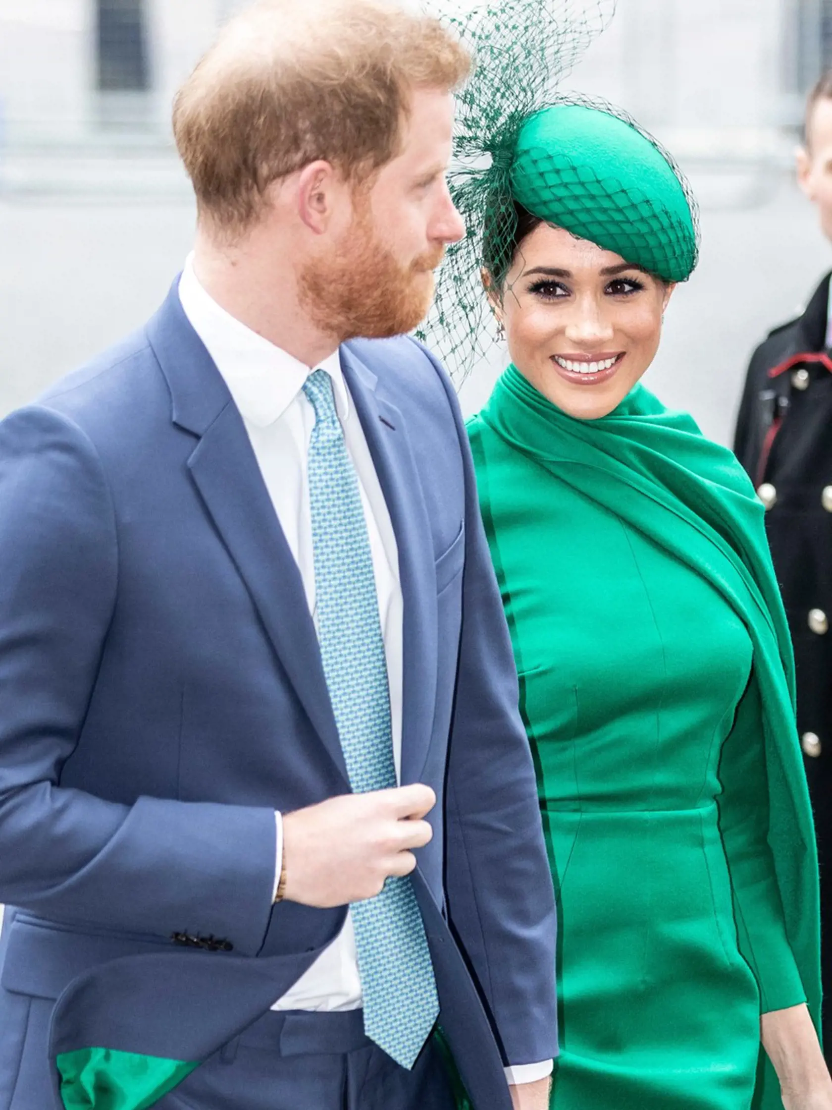 Meghan a Harry, oficiálna rozlúčka s kráľovskými povinnosťami