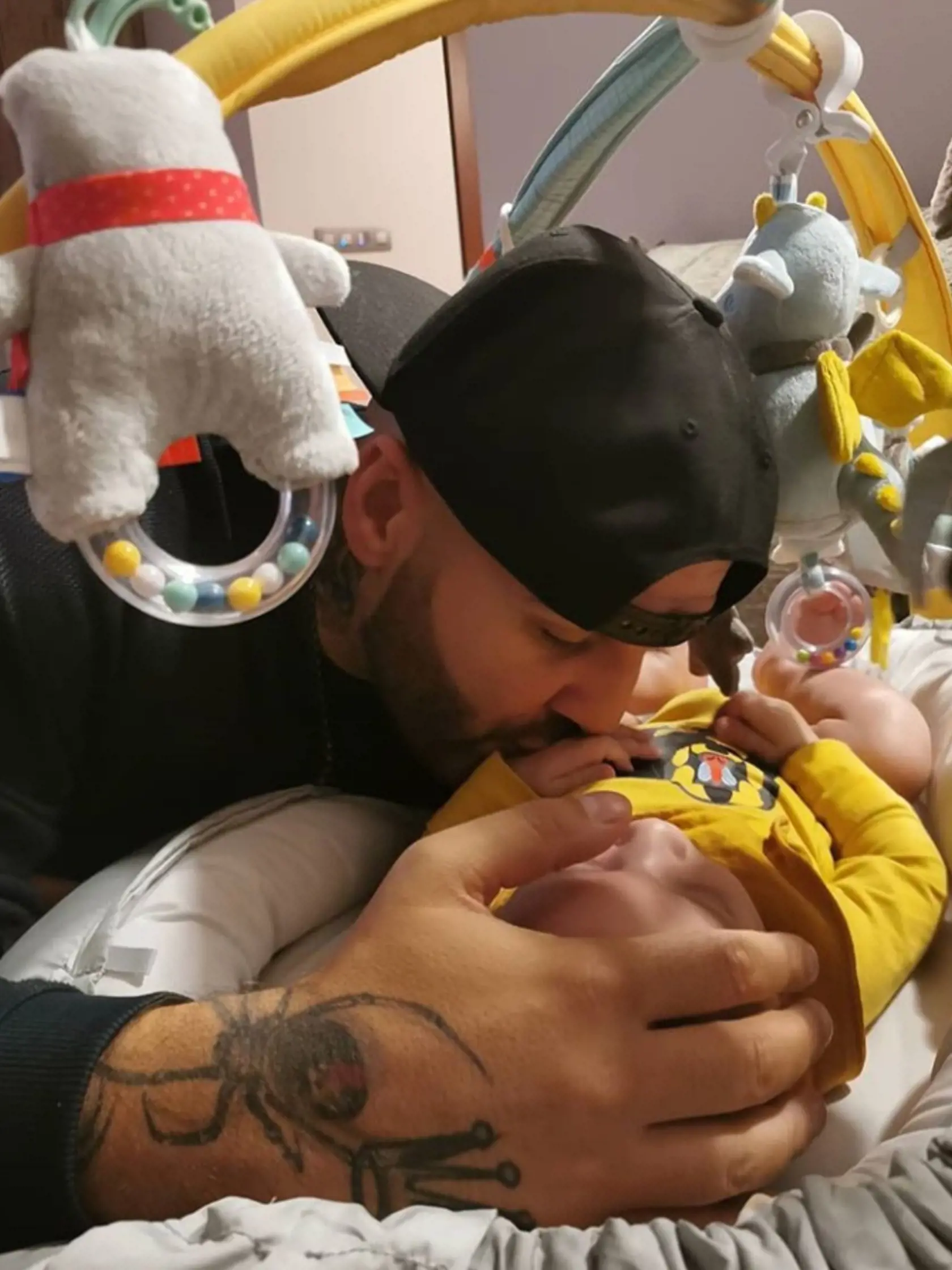 Pred pád dňami uplynul už rok odvtedy, čo sa Jasmina a Rytmus zasnúbili.