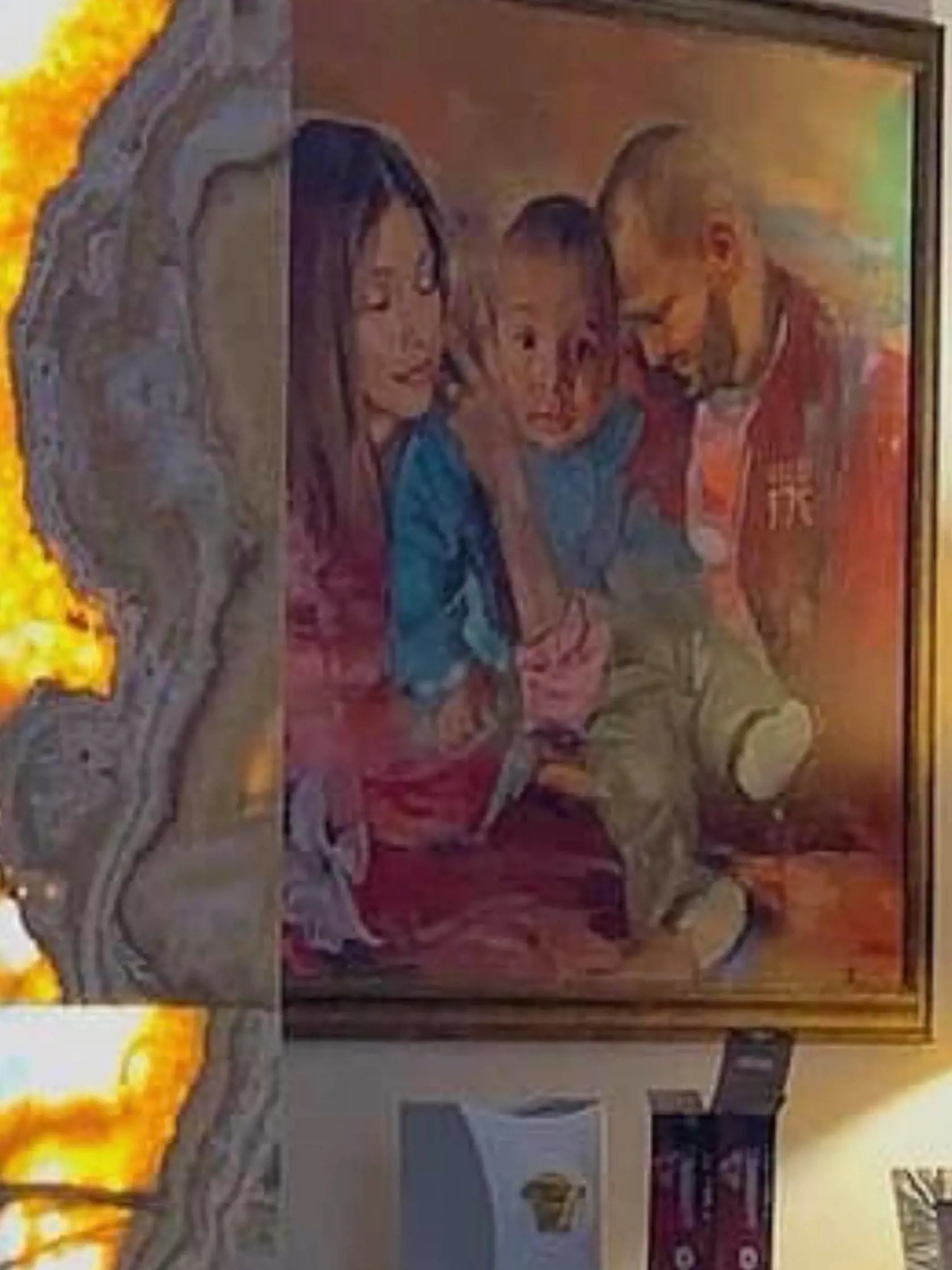 Rodinný portrét, na ktorom vidno Sanela do tváričky.
