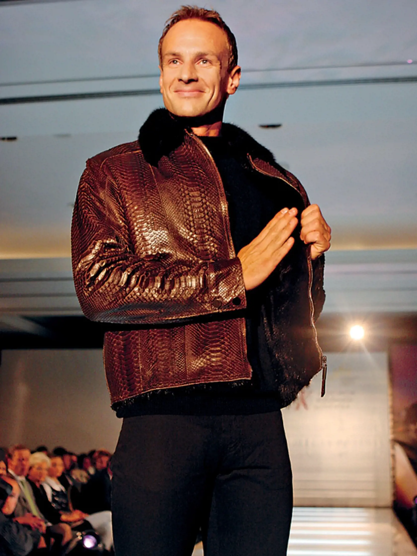 Rok 2008: Moderátor Patrik Švajda sa kedysi prešiel aj po móle ako model.