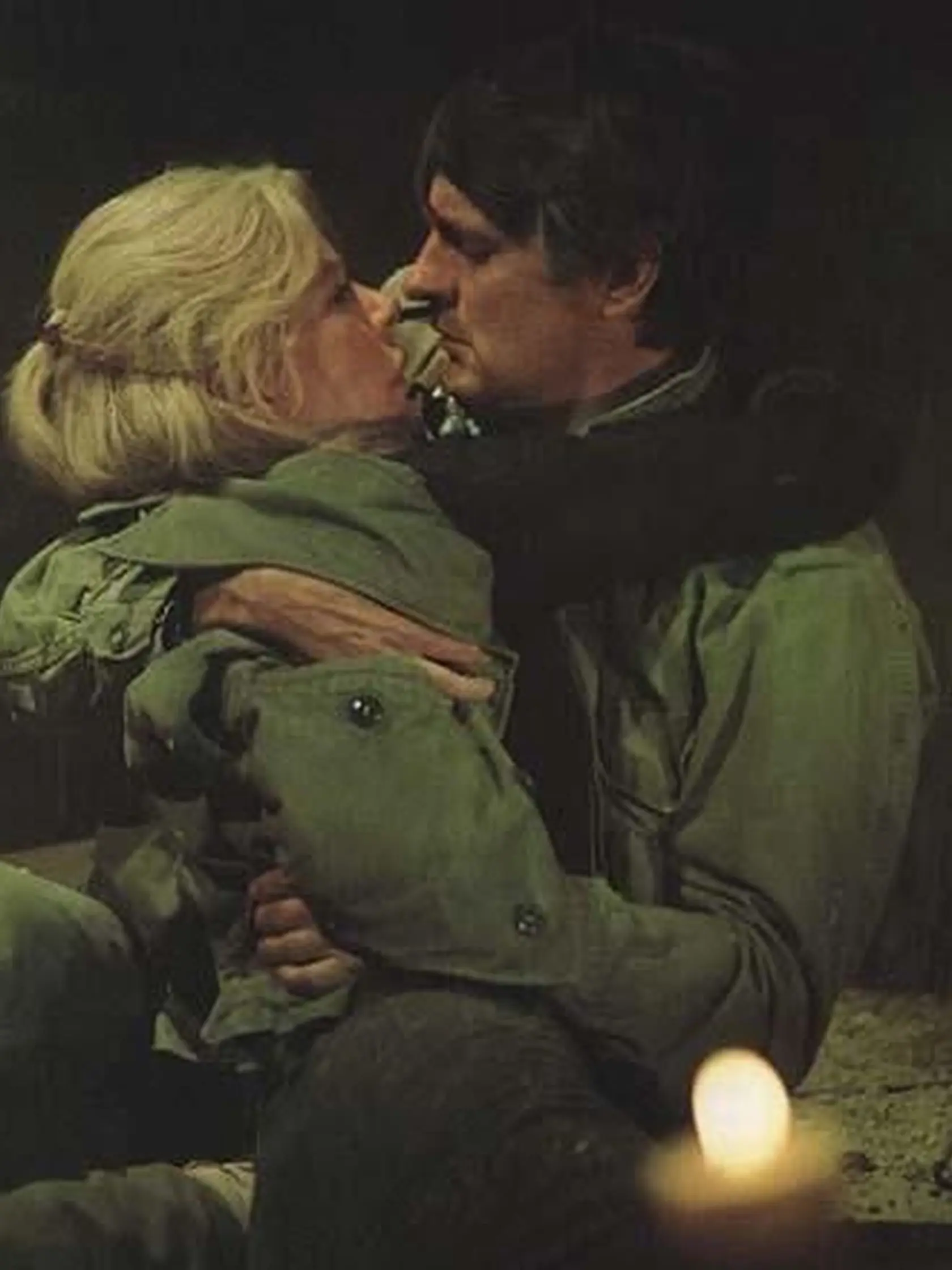 1976: Ako milenci v seriáli MASH
