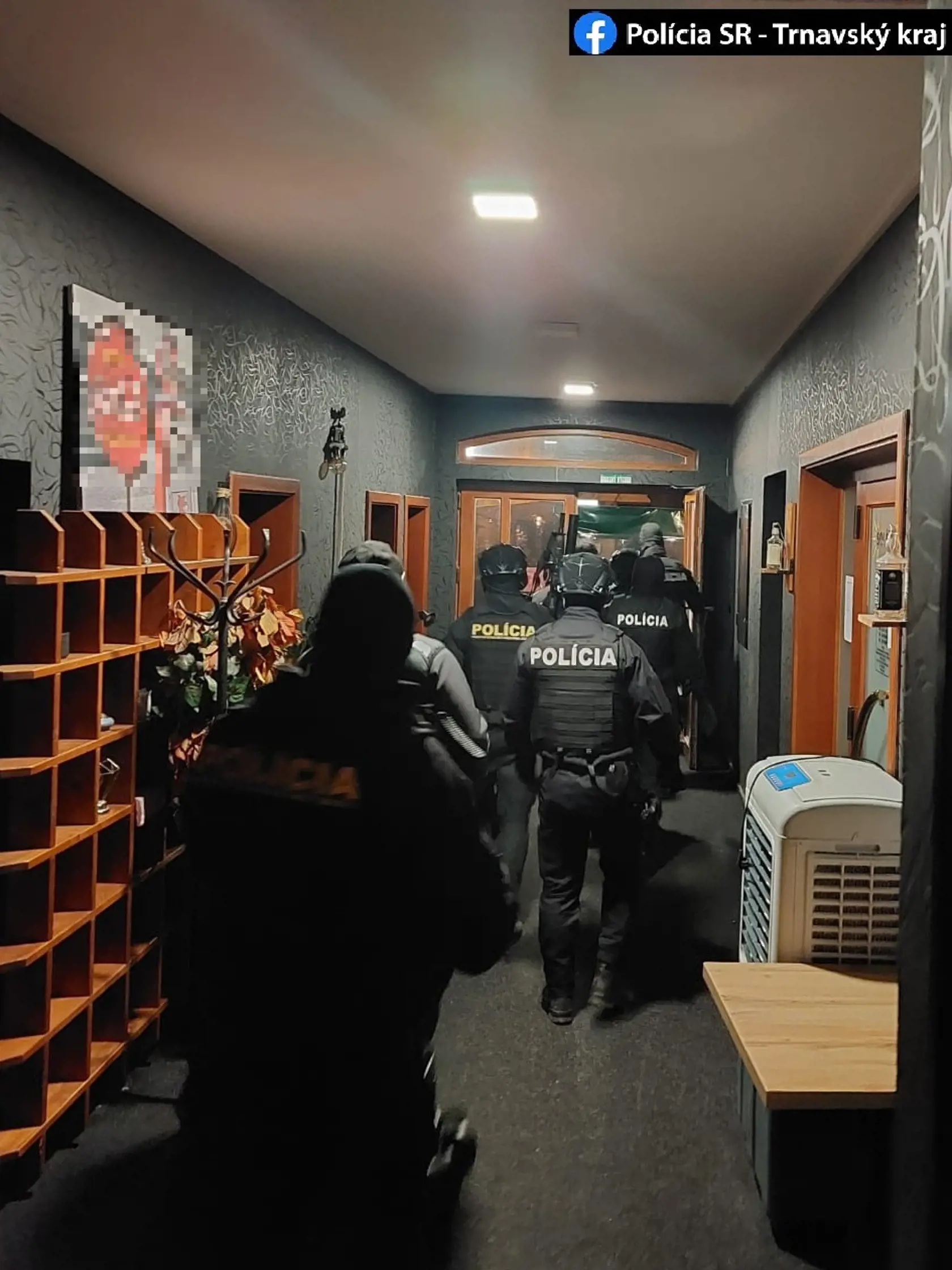 V holíčskom podniku našli 25 opitých detí do 18 rokov