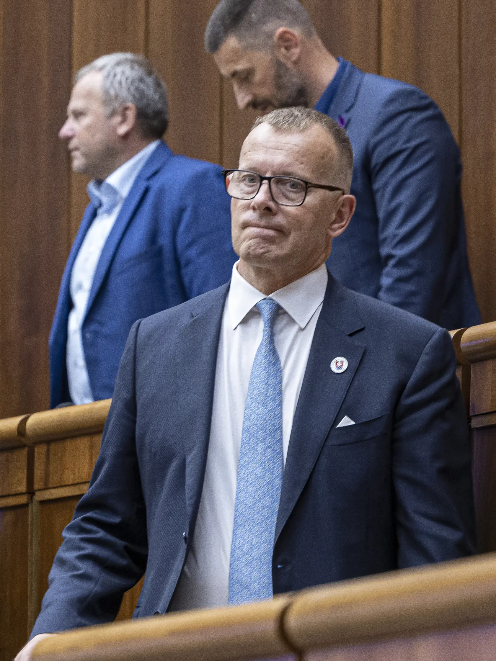 96. schôdza Národnej rady Slovenskej republiky, počas ktorej sa má hlasovať aj o odvolaní predsedu parlamentu Borisa Kollára z funkcie pre kauzu fyzického násilia, ktorého sa dopustil na svojej niekdajšej partnerke Barbore Richterovej. Na snímke je Boris Kollár.