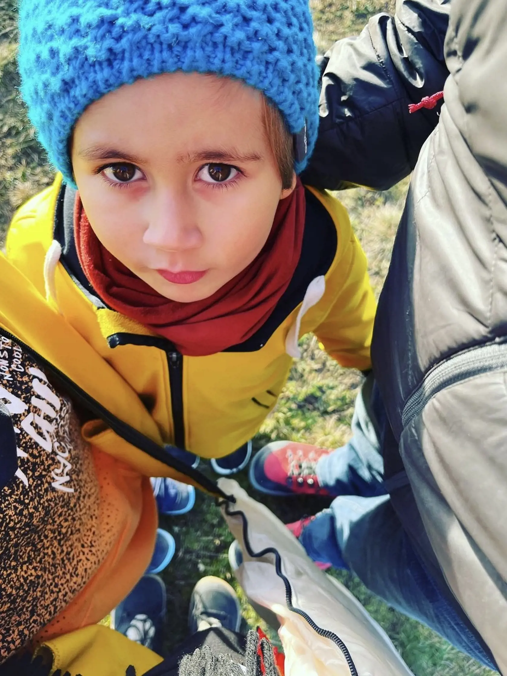Zdenka často pridáva na svoj instagramový profil fotografie nielen zo svojho pracovného, ale i súkromného života a na mnohých nemôžu chýbať jej najbližší. Speváčka sa tiež netají tým, že miluje prírodu a práve v súlade s ňou sa snaží známa rodinka aj žiť.