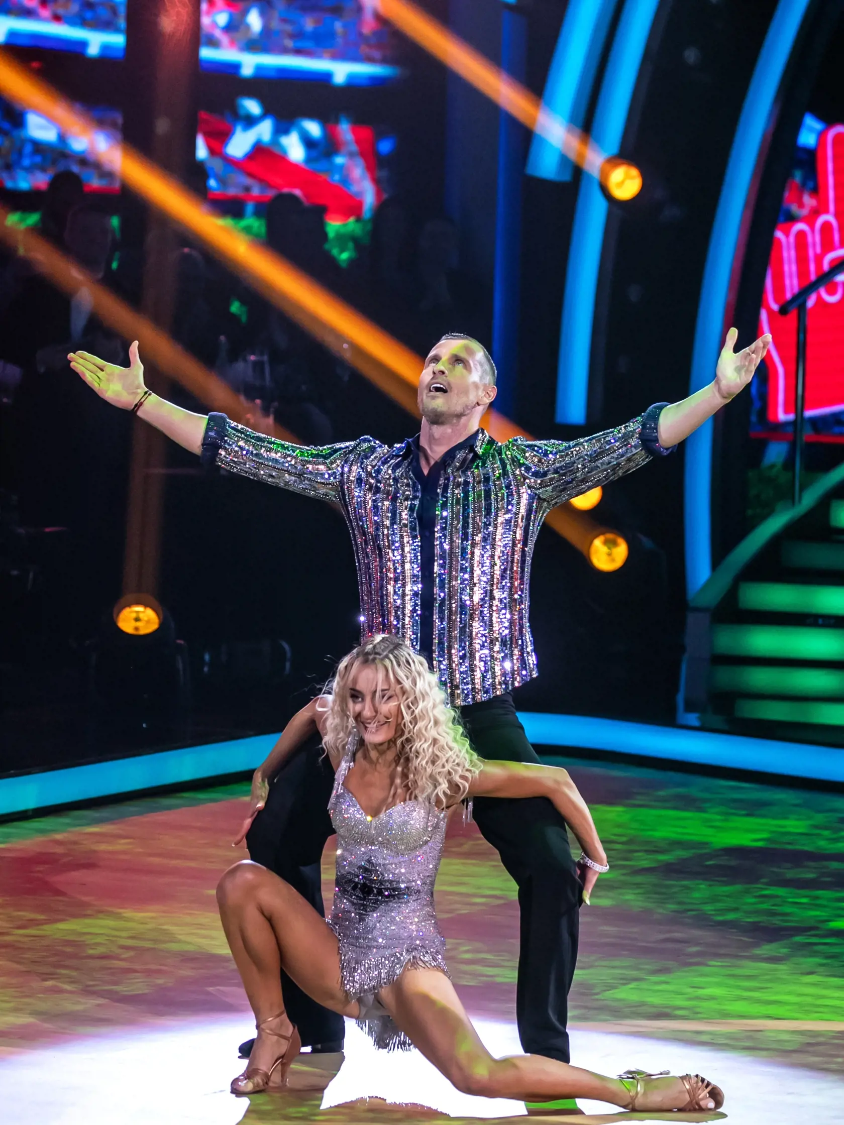 Prvé kolo Lets Dance 2024. Na snímke Ján Ďurica a Vanesa Indrová. 