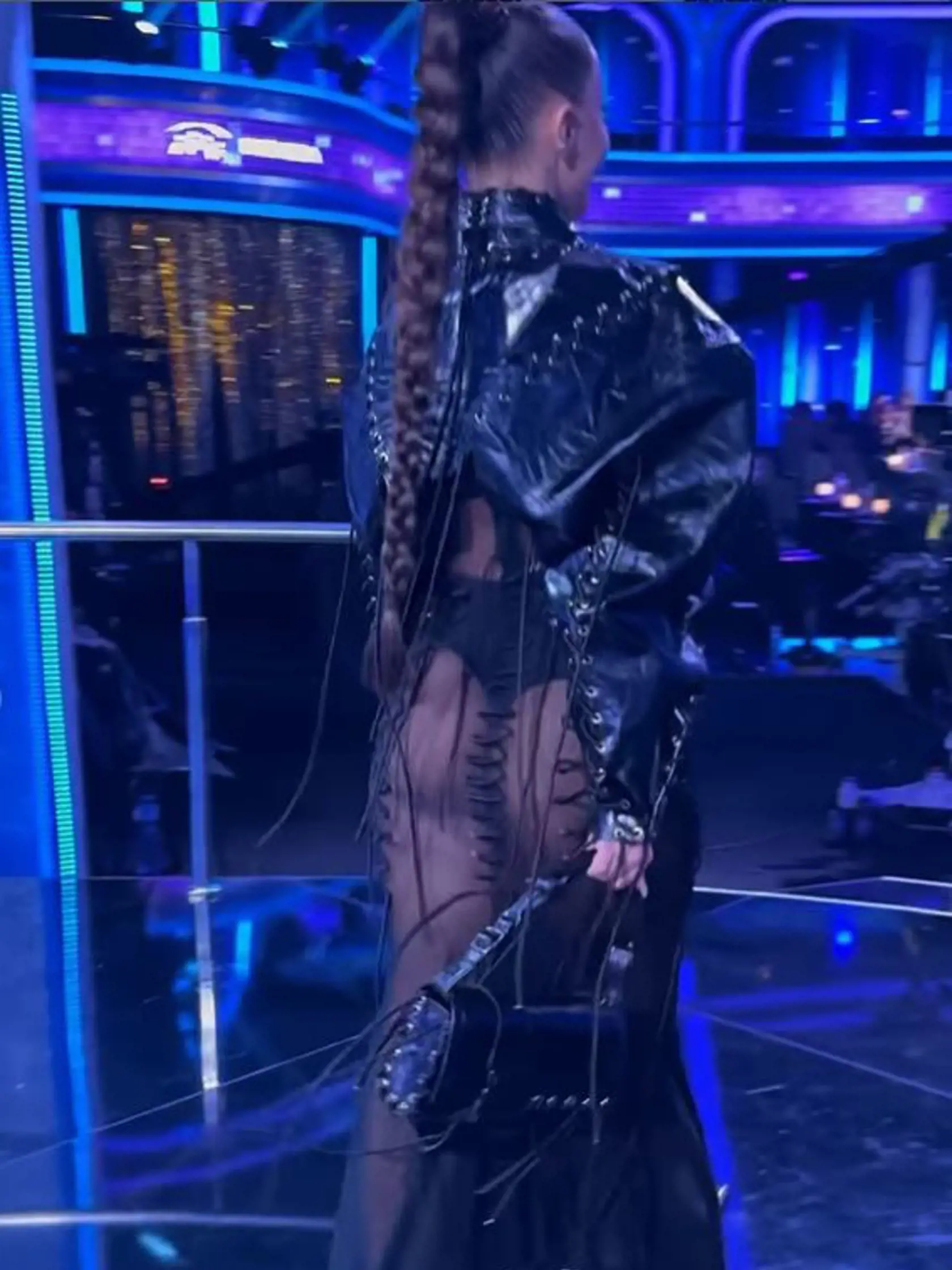 Známa influencerka Kika Ďurišová si na Let´s Dance obliekla poriadne dráždivý outfit.