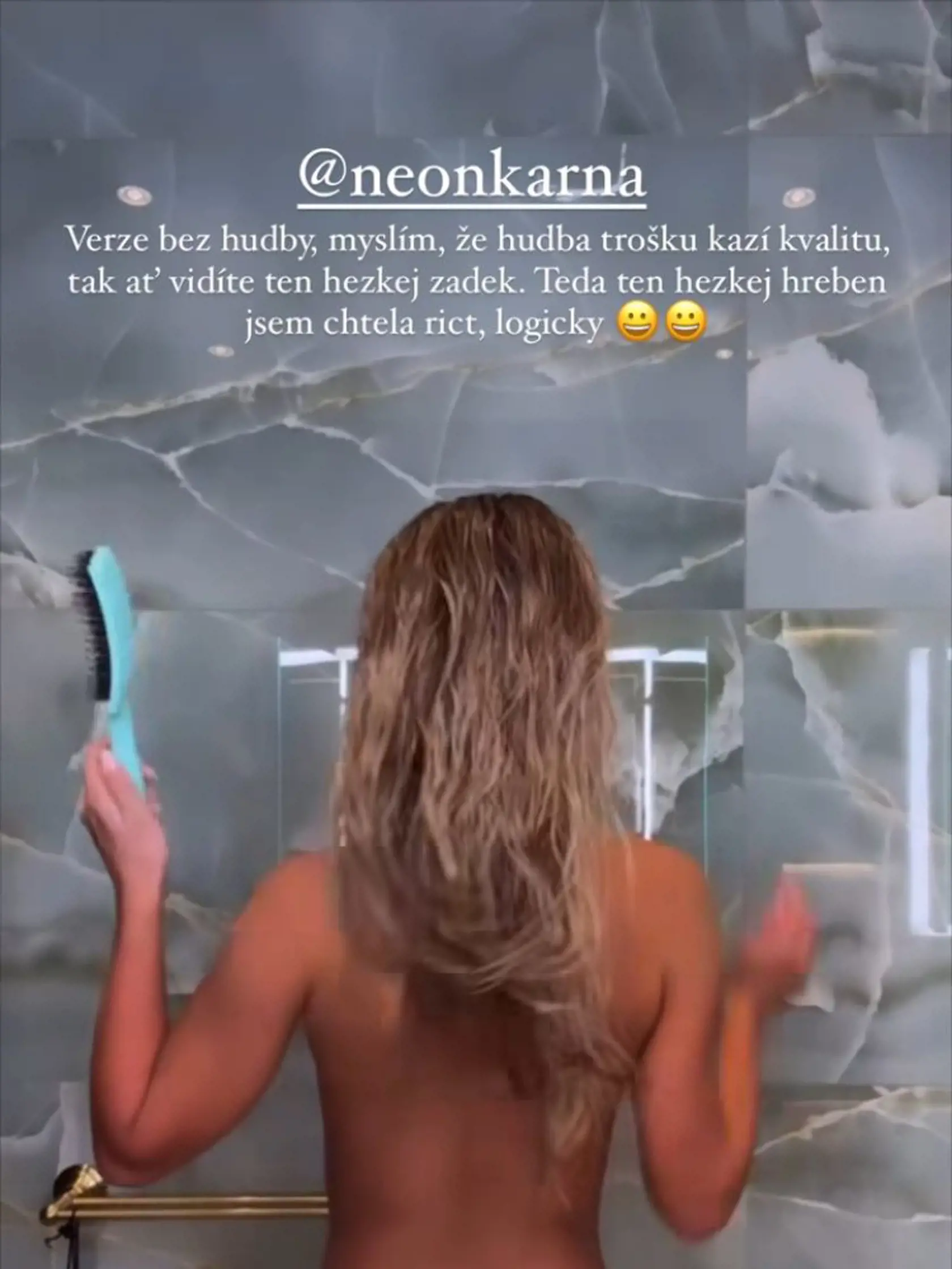 Nela sa pochválila skvelou postavou...
