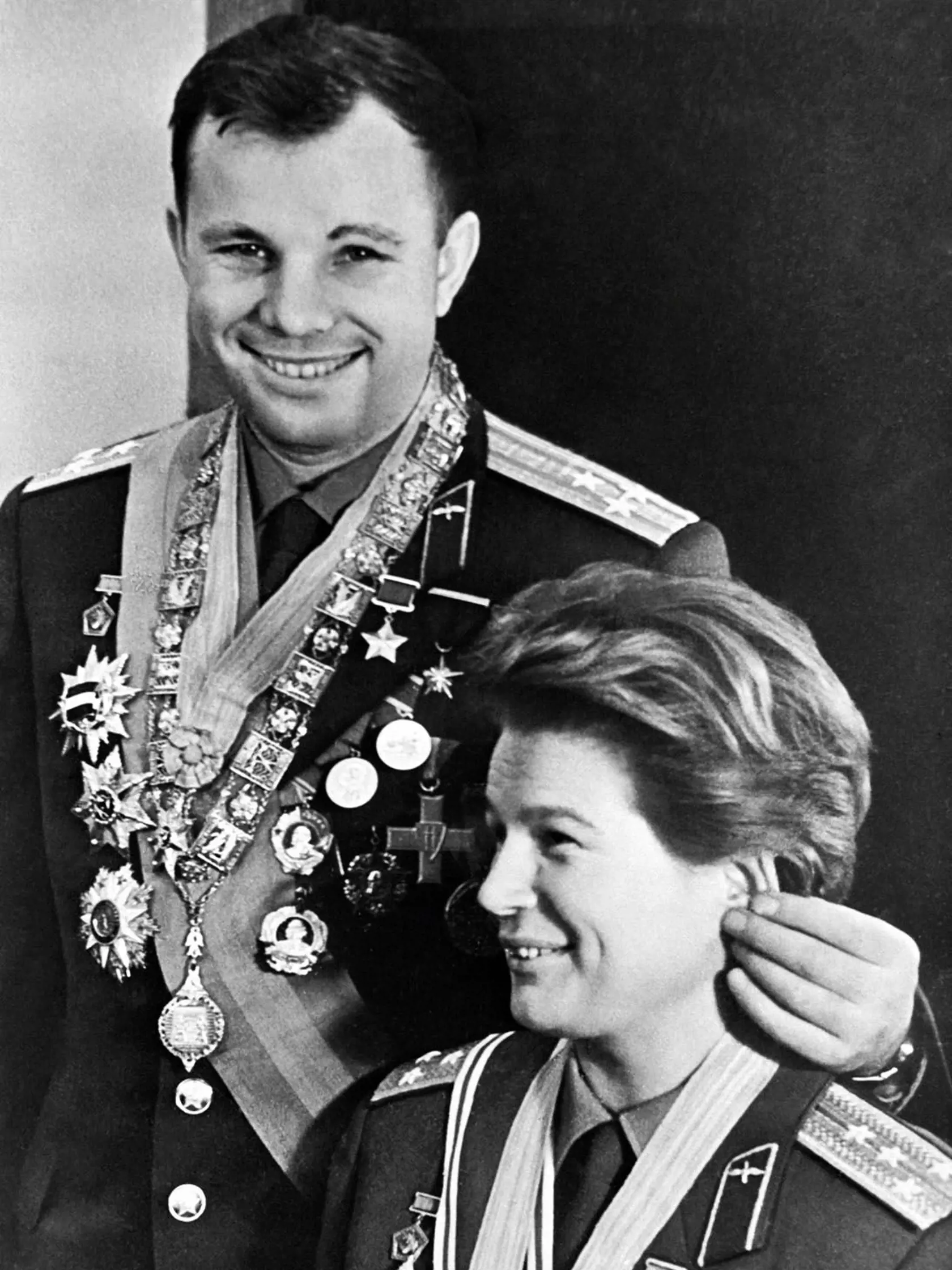 Jurij Gagarin a Valentina Tereškovová boli pýchou sovietskeho režimu. Prvého kozmonauta i prvú kozmonautku sveta však stihol rovnaký osud. Hoci po tom veľmi túžili, na obežnú dráhu sa druhýkrát už nedostali.