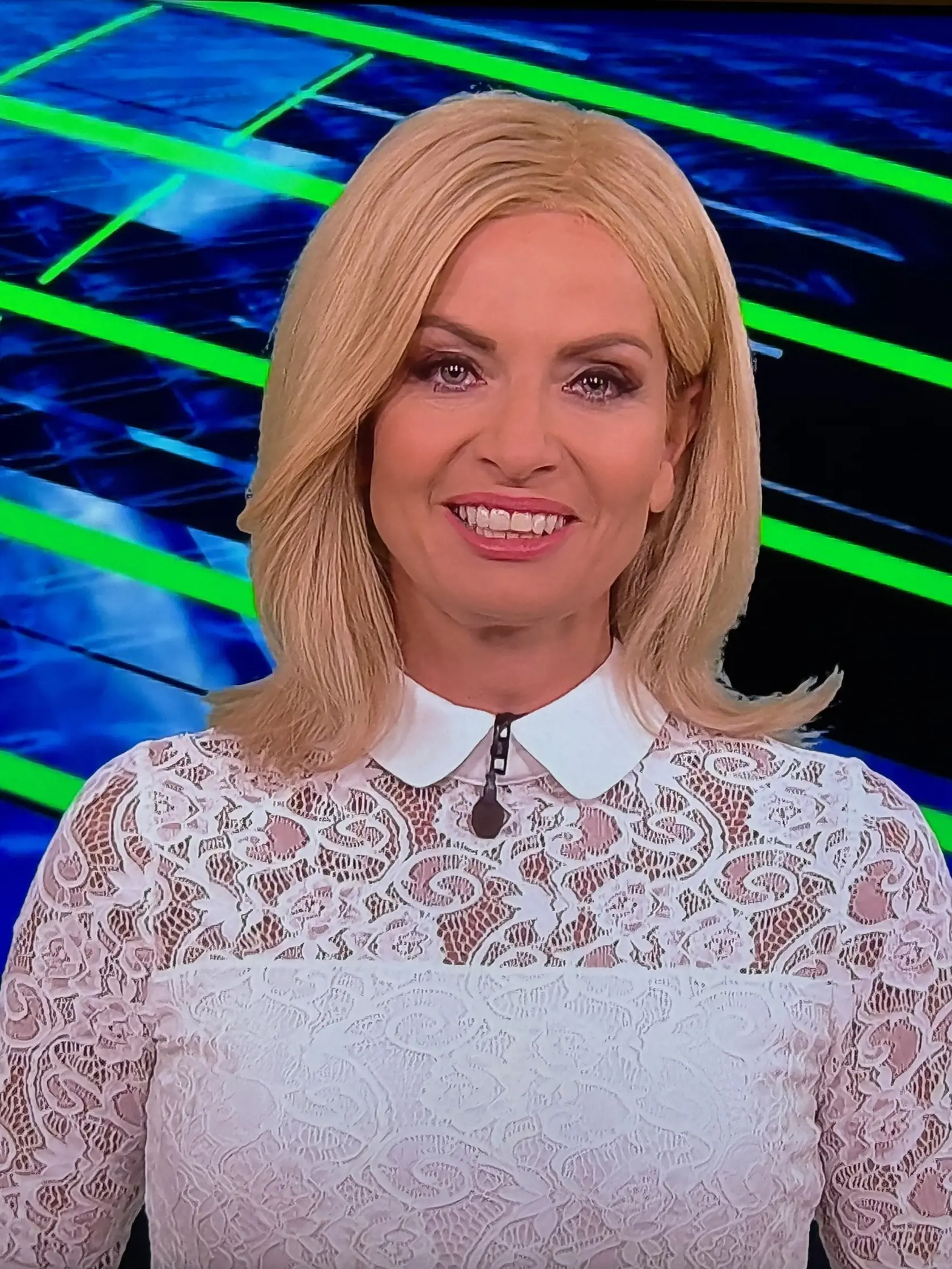 Marianna Ďurianová sa rozlúčila s divákmi Slovenskej televízie so slzami v očiach.