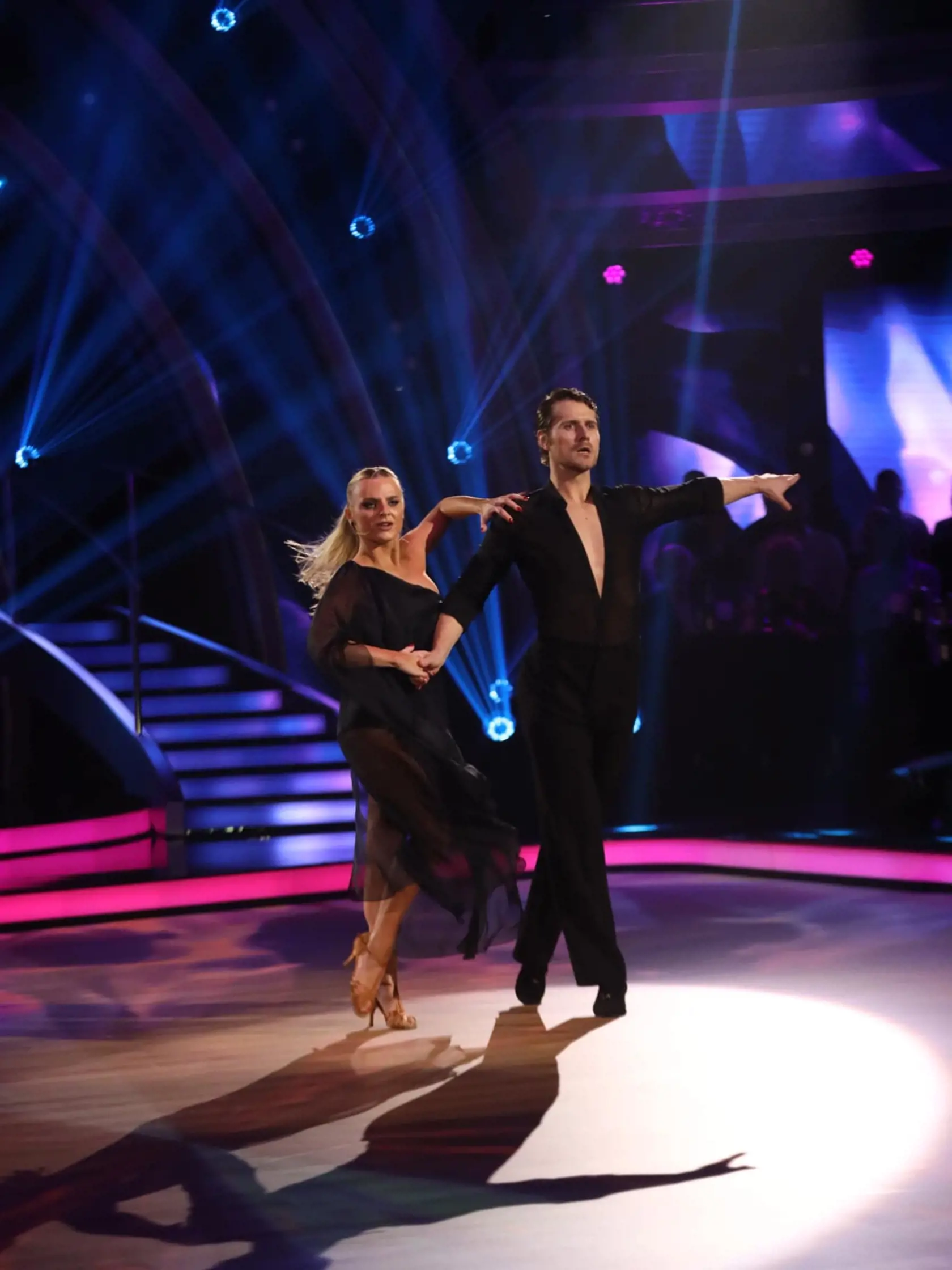 Druhé kolo Let's Dance: Na snímke Marek Rozkoš počas svojho vystúpenia.
