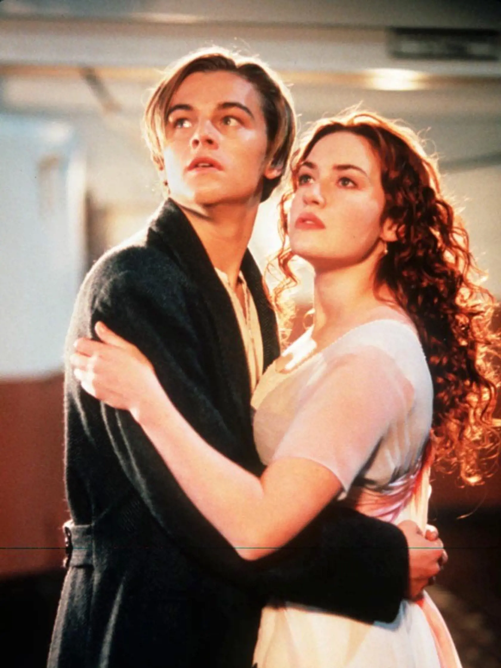 Leonardo DiCaprio ako Jack Dawson so svojou láskou Rose DeWitt Bukater (Kate Winslet).