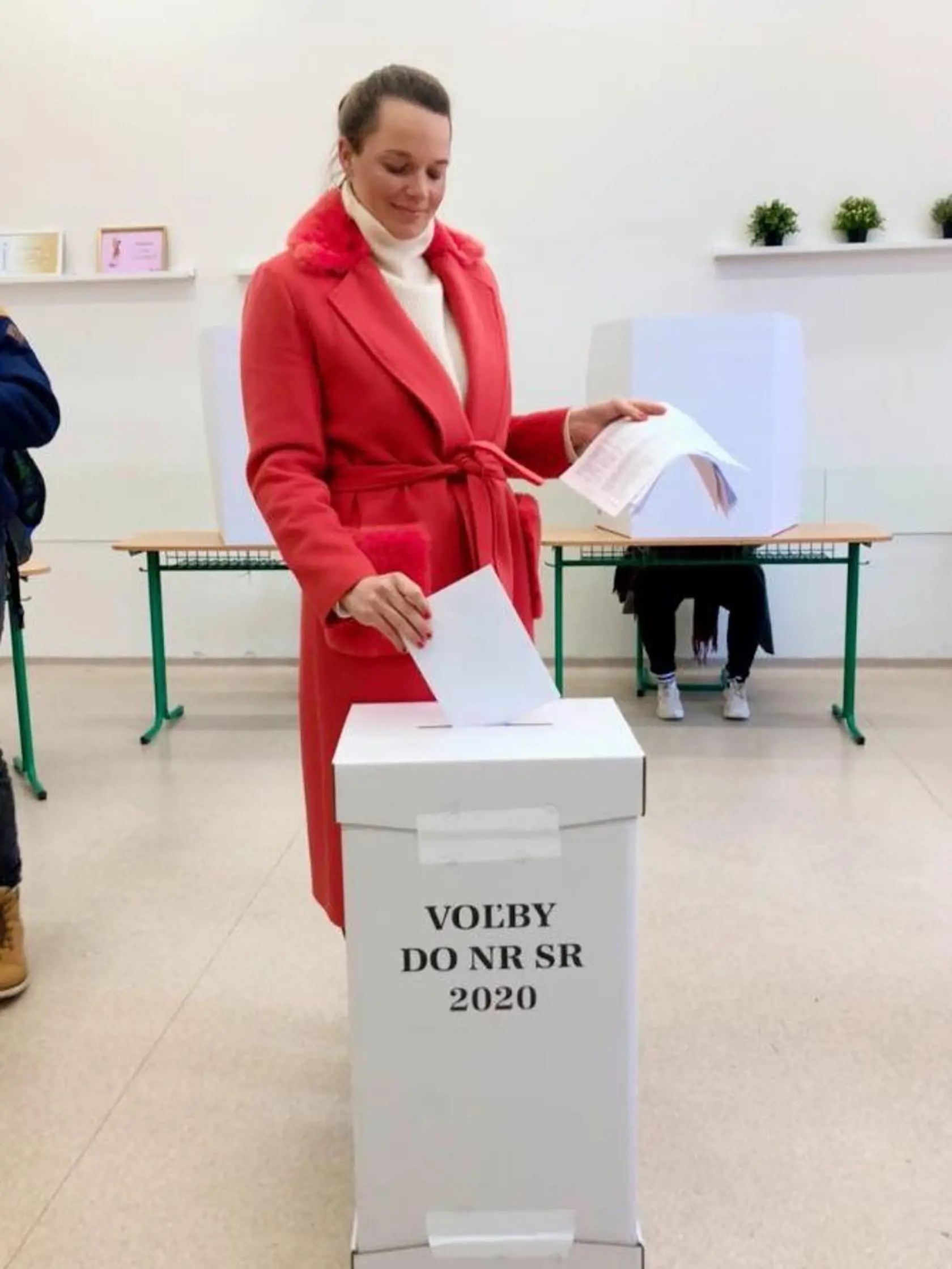 Romana Tabák počas volieb 2020.