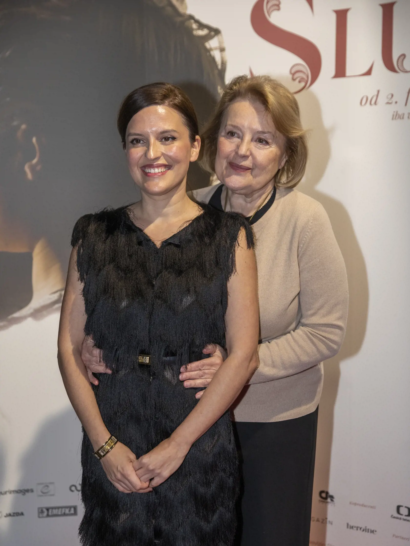 Na snímke je premiéra filmu Slúžka na motívy knihy Hany Lasicovej.
Hana Lasicová s matkou Magdou Vašáryovou