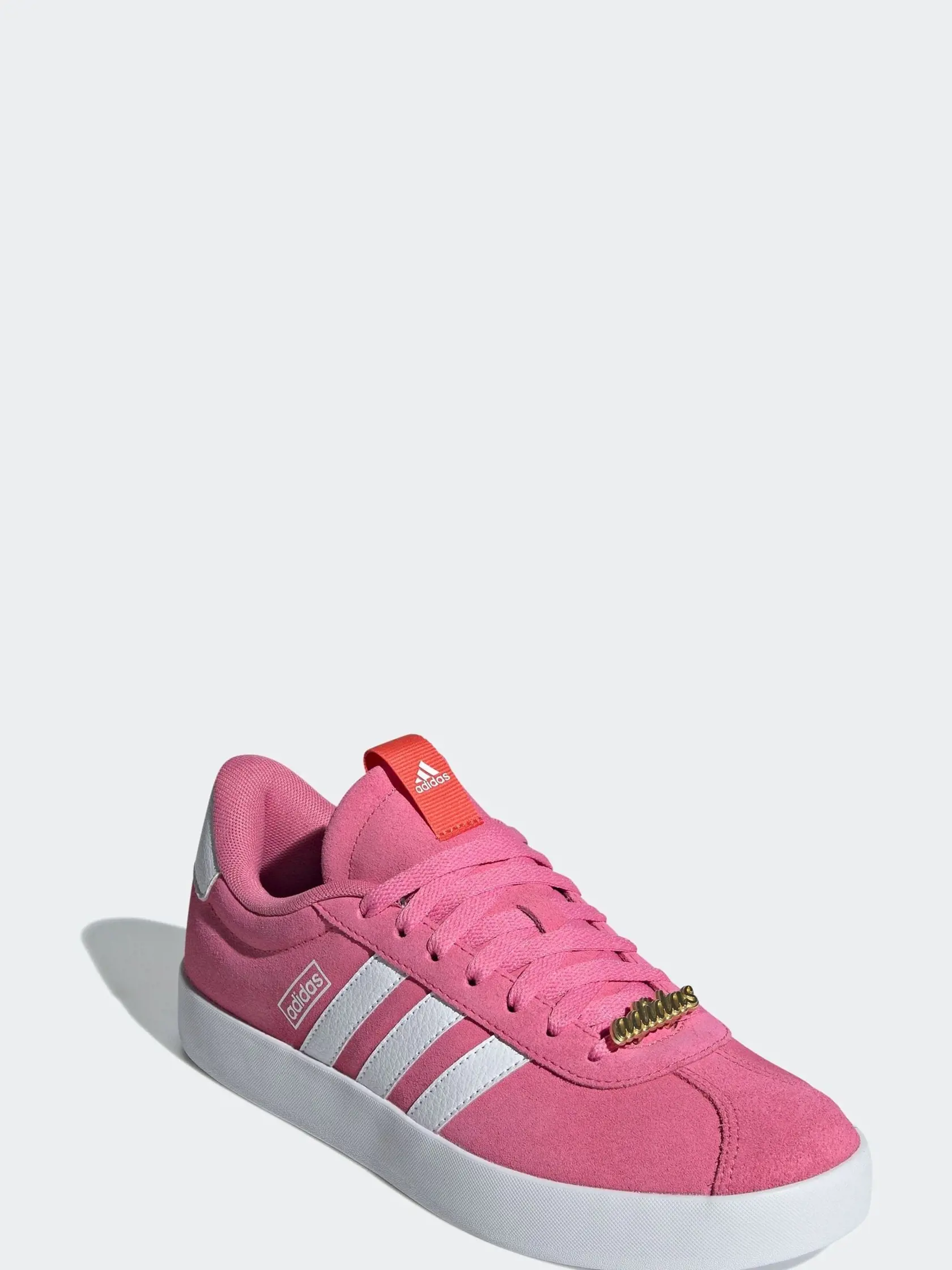 Tenisky: Adidas, 75 €