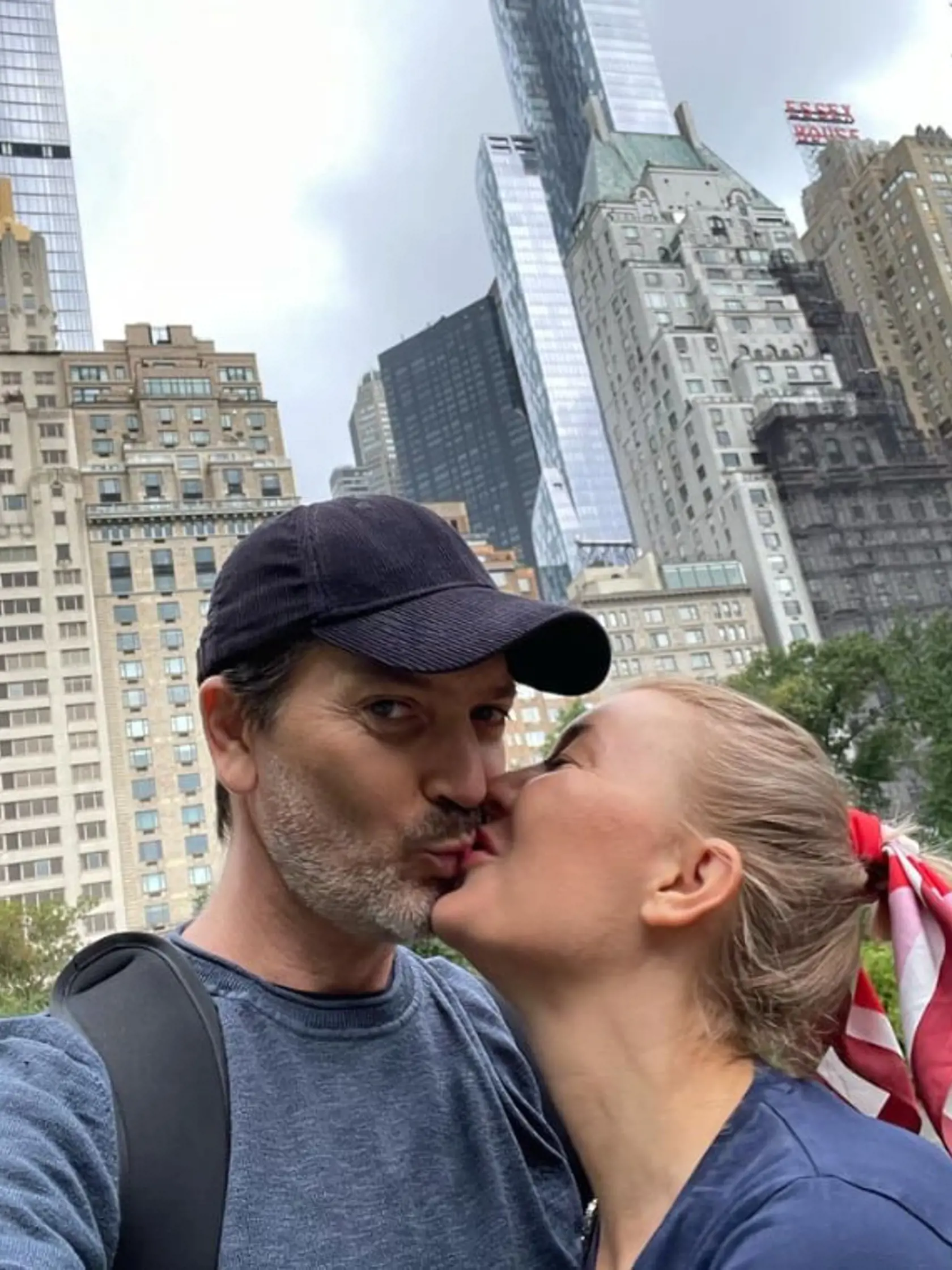 Herečka pripravila manželovi narodeninové prekvapenie a odleteli do New Yorku.