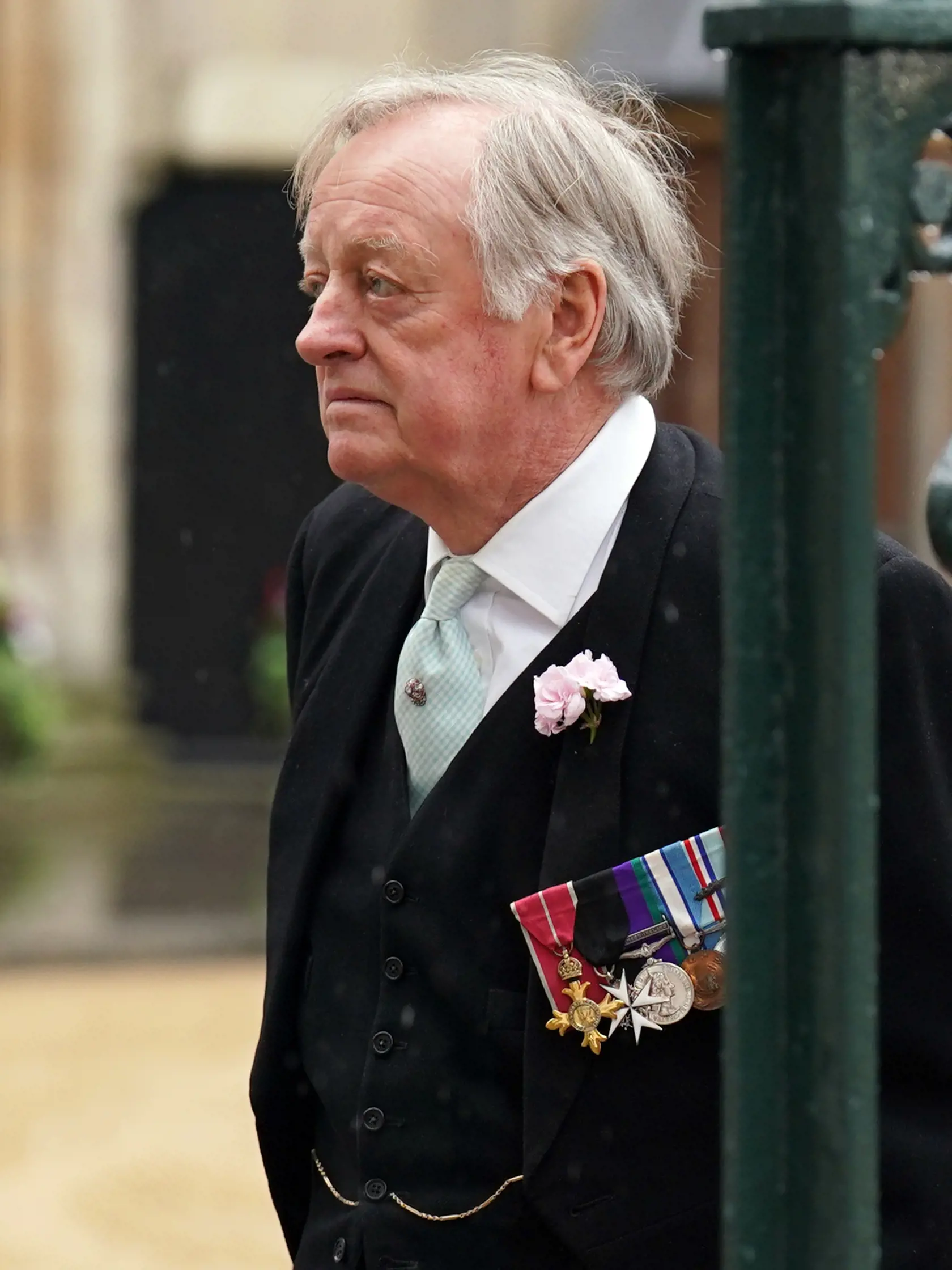 Andrew Parker Bowles na korunovácii
