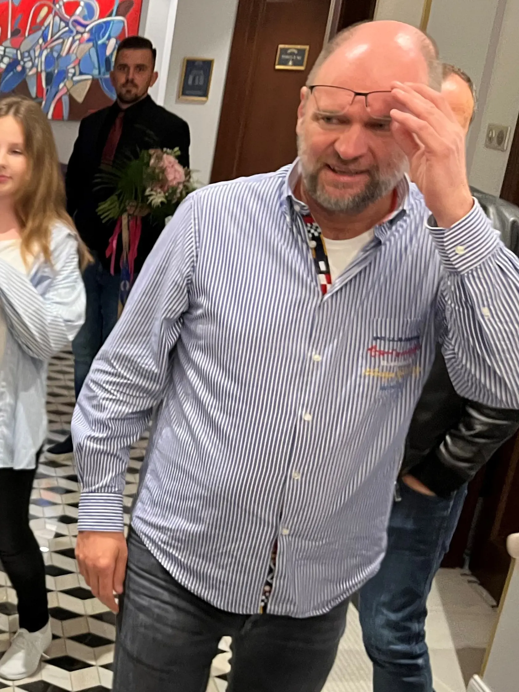 Geissenovci na Slovensku spôsobili nevídaný rozruch. Ich pobyt mal pod palcom Richard Sulík.