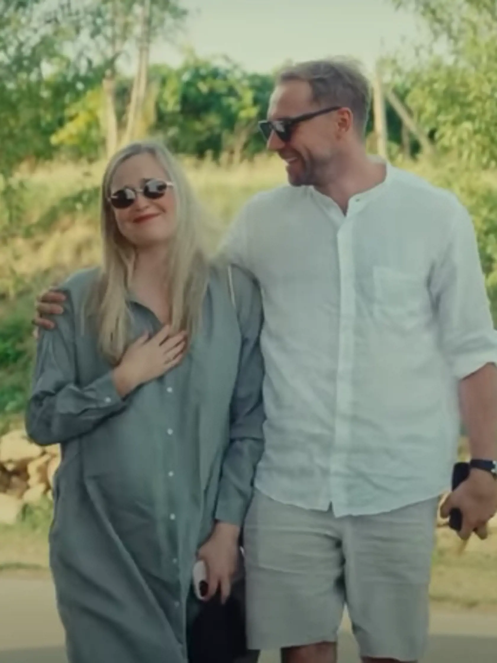 Poslankyňa Marcinková je vydatá za hokejistu Tomáša Marcinka.