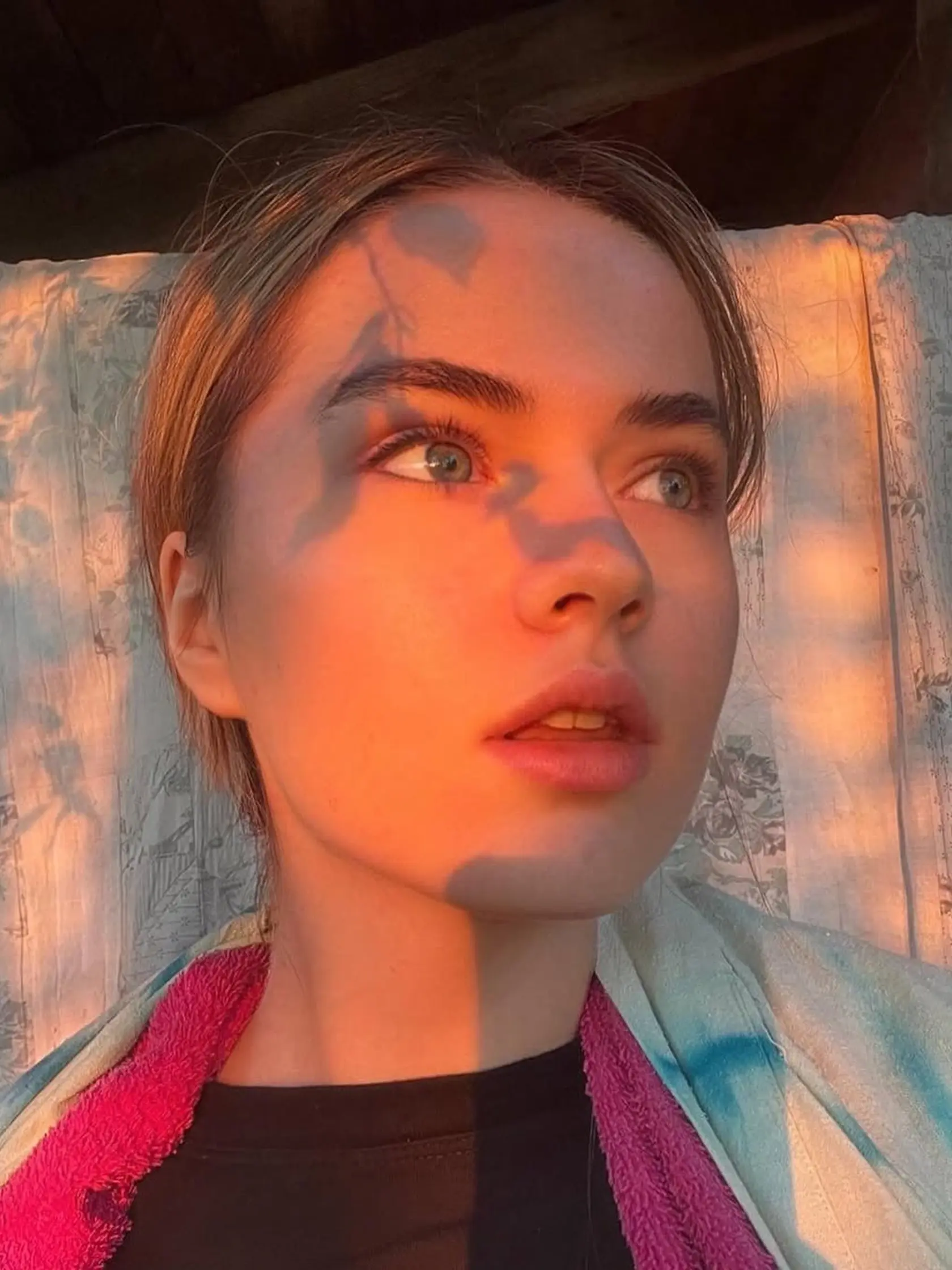 Kristina Pimenova je dnes prekrásna mladá žena. Má 19 rokov a pred sebou sľubnú kariéru modelky a herečky.