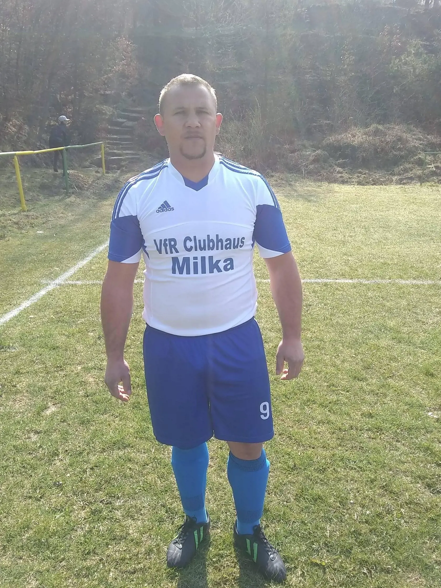 Nebohý Peter Horváth (†37) mal záľubu vo futbale, v minulosti reprezentoval obec, hral v pozícii útočníka. 