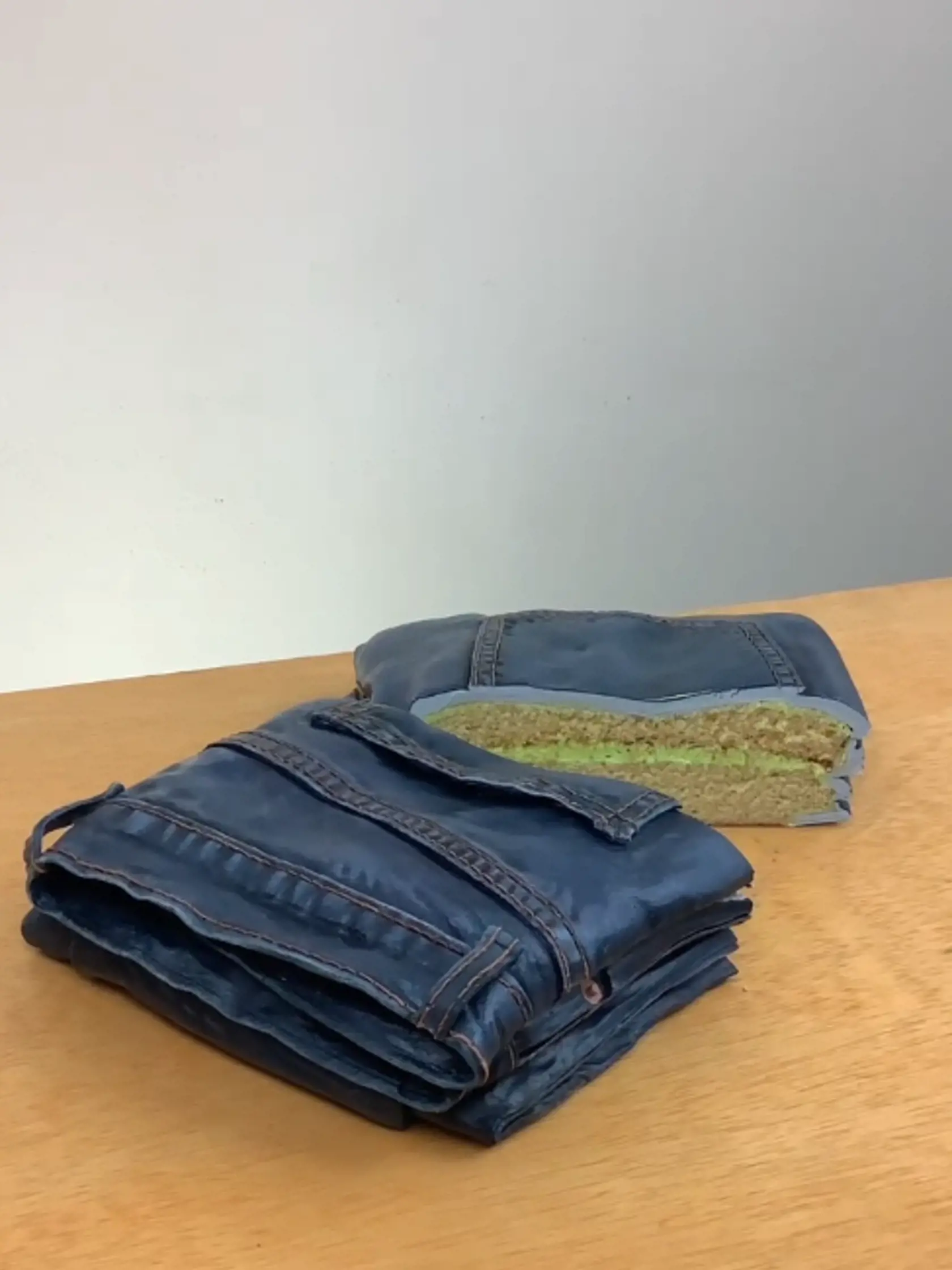 Odpoveď je jednoduchá - je to torta.