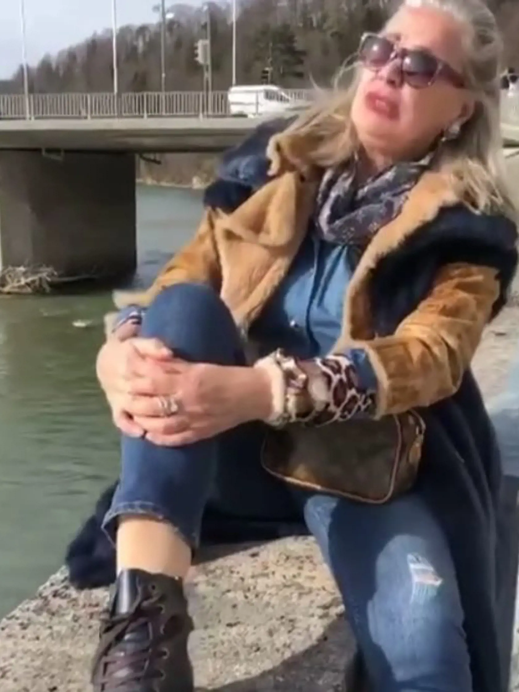Eva Máziková si dopriala prechádzku na čerstvom vzduchu. Čo poviete na jej outfit?
